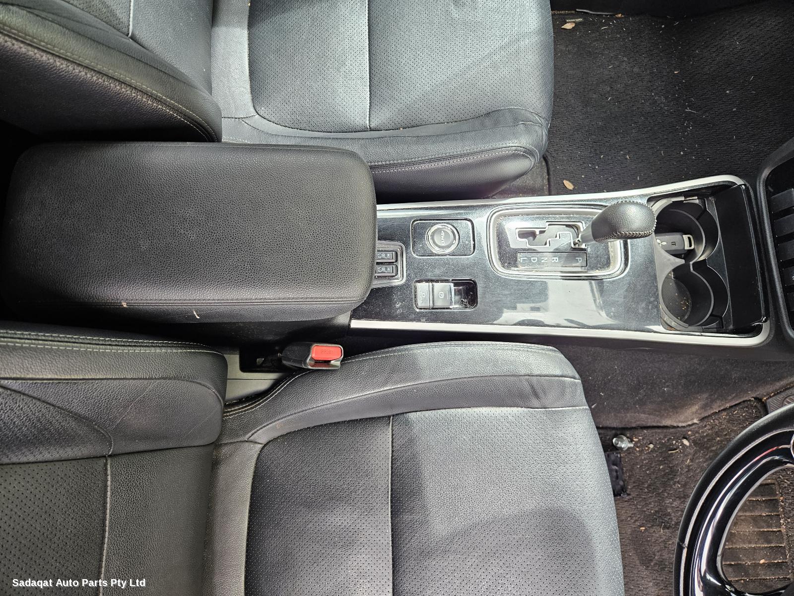 Mitsubishi Outlander 3rd Seat