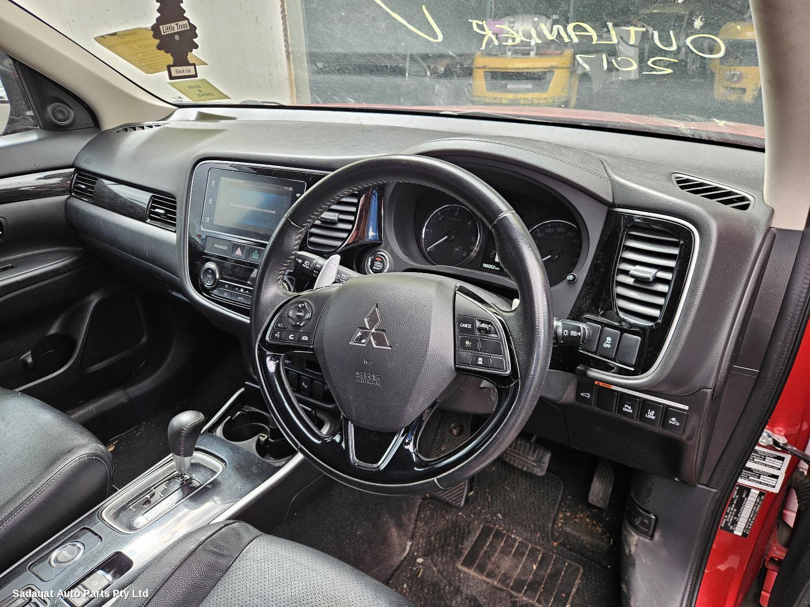 Mitsubishi Outlander 3rd Seat