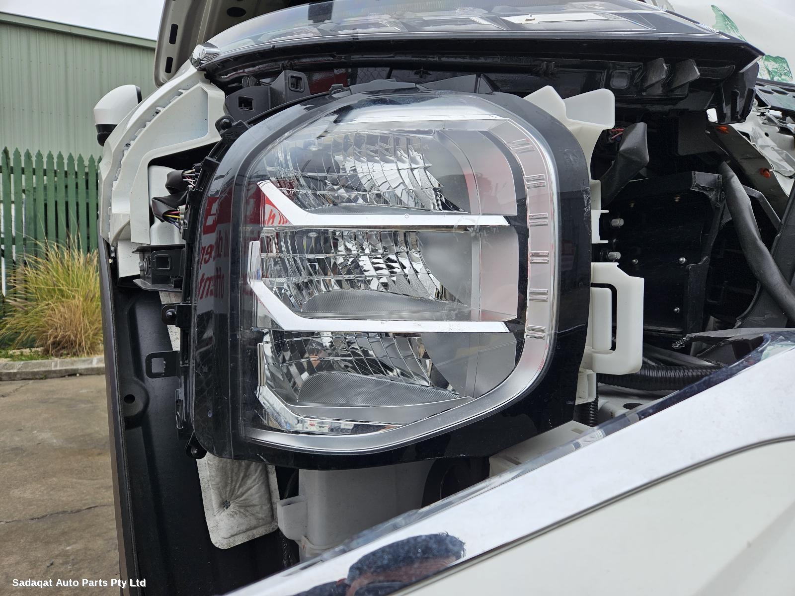 Mitsubishi Outlander Left Front Door Window