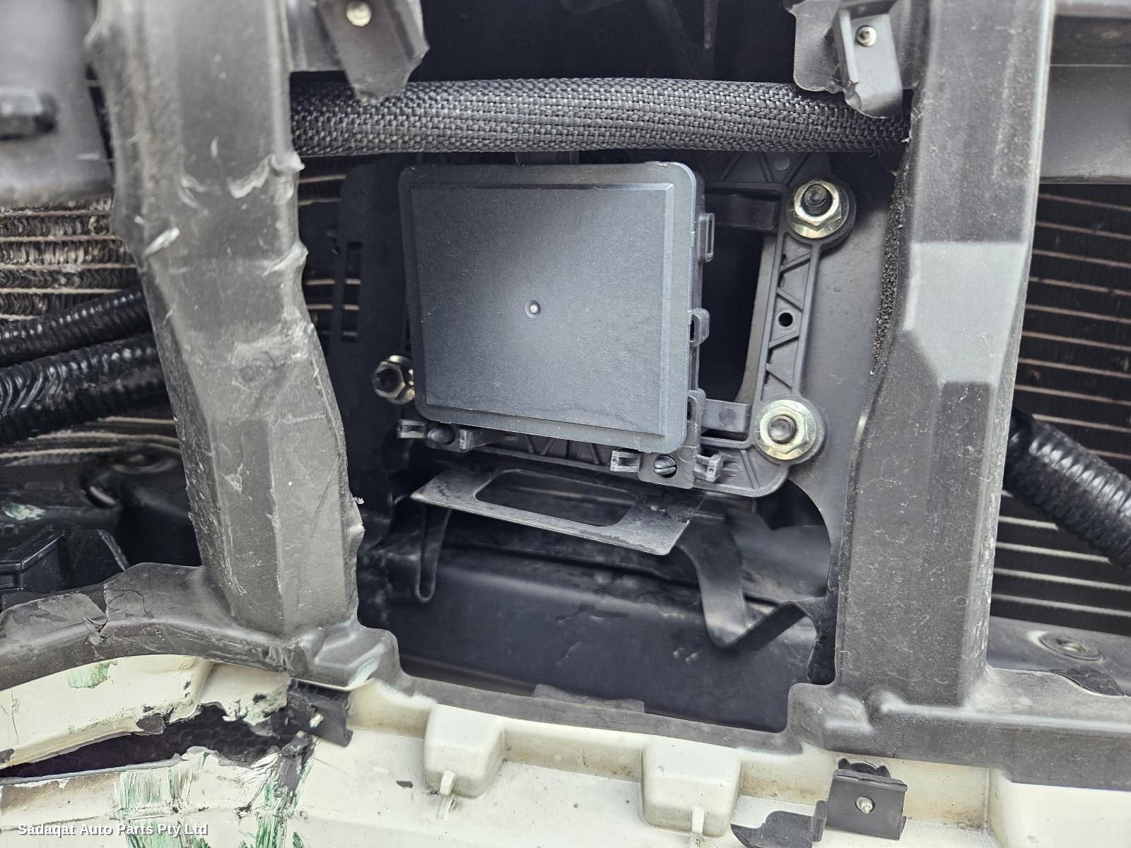 Mitsubishi Outlander Left Front Door Window