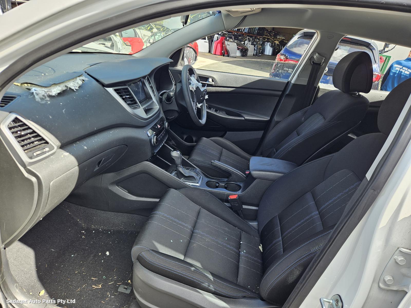 Hyundai Tucson Right Rear Strut