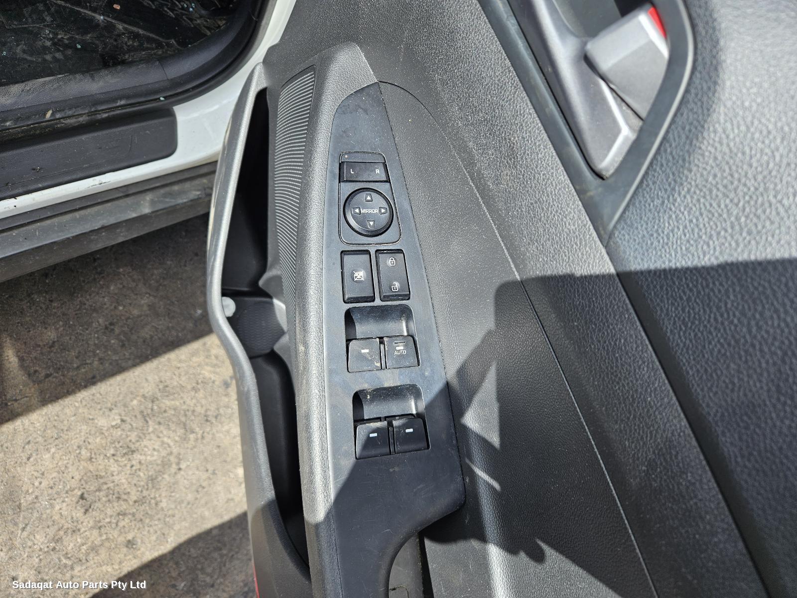 Hyundai Tucson Right Rear Strut