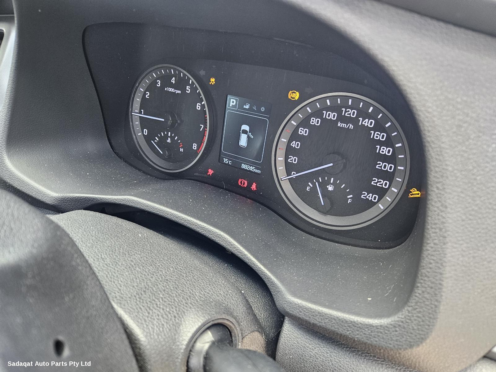 Hyundai Tucson Right Rear Strut