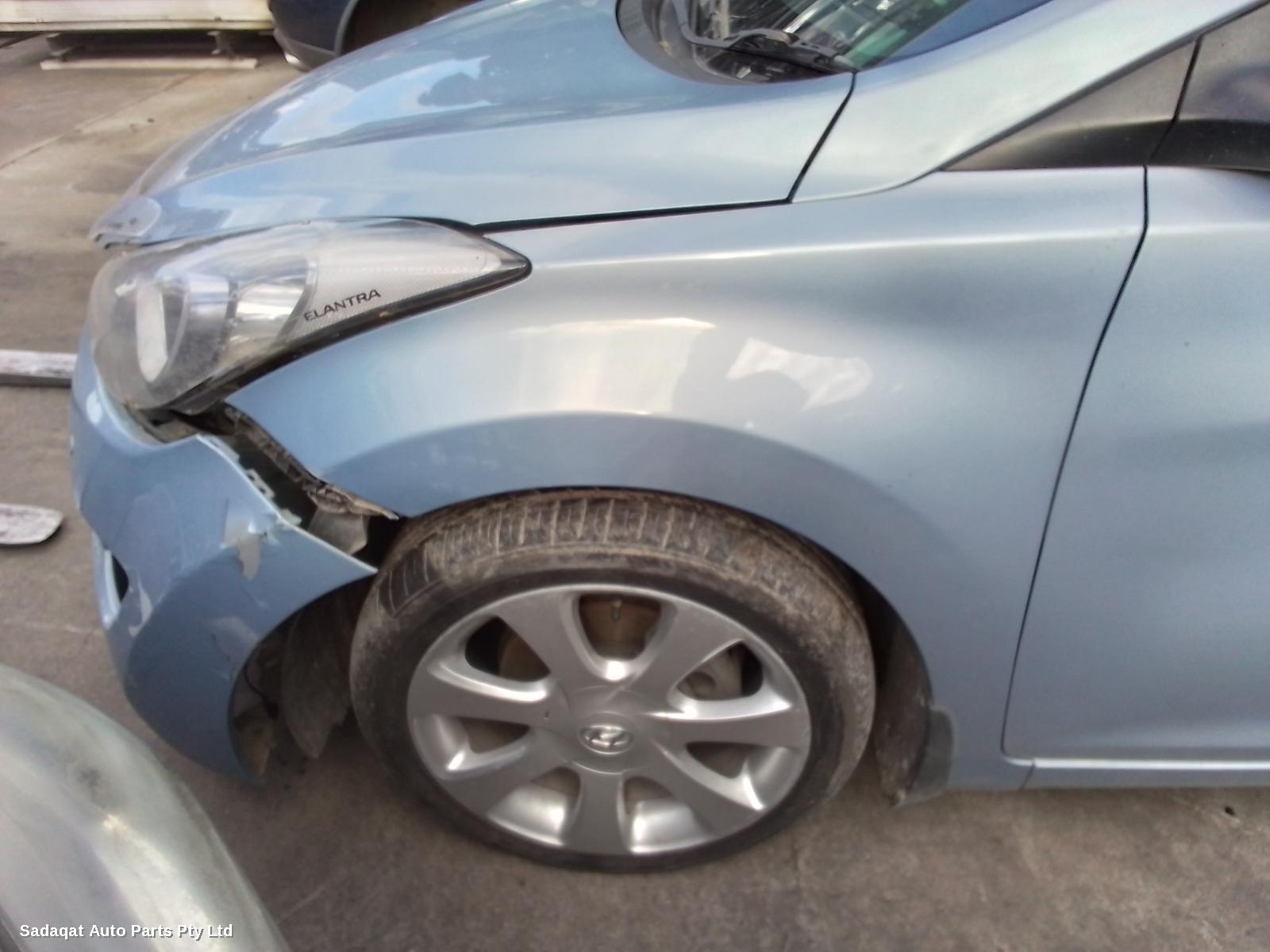 Hyundai Elantra Rear Garnish