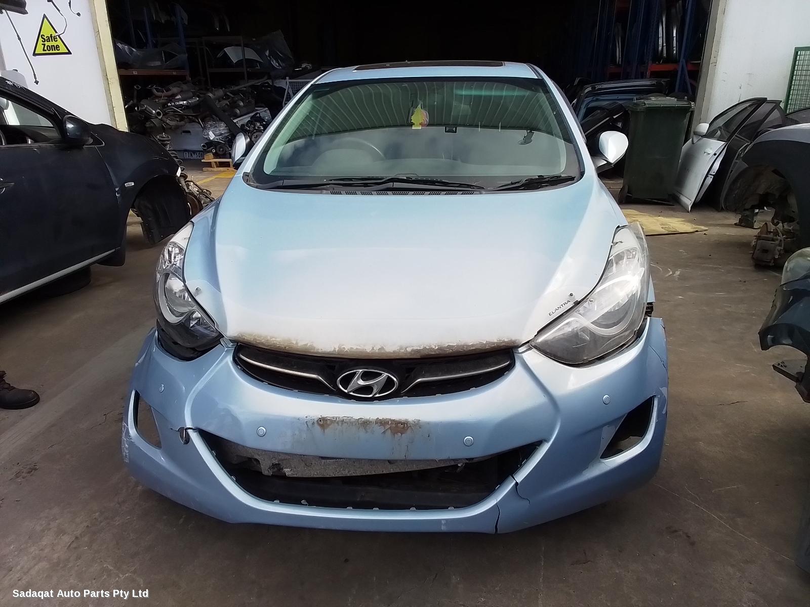 Hyundai Elantra Rear Garnish