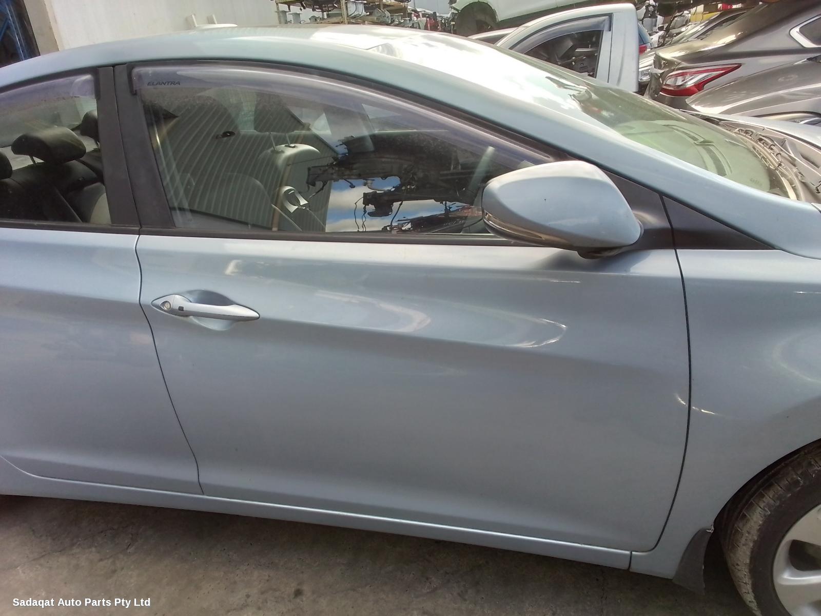 Hyundai Elantra Rear Garnish