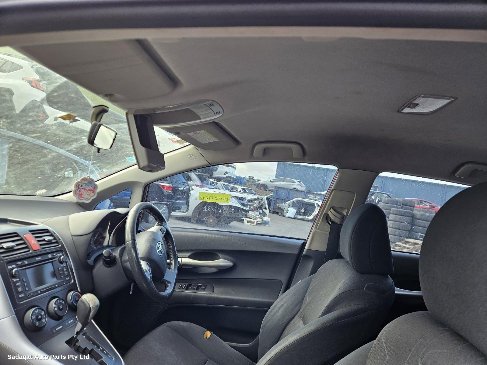 Toyota Corolla Seatbelt/stalk