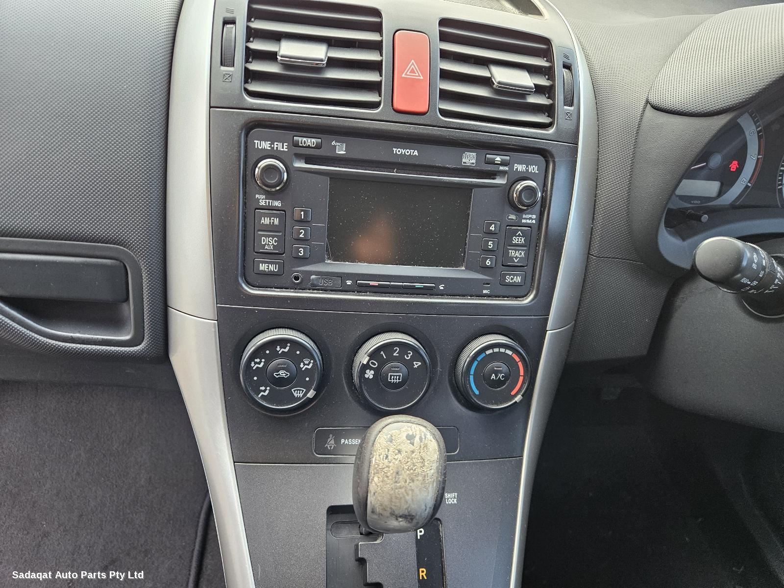 Toyota Corolla Seatbelt/stalk