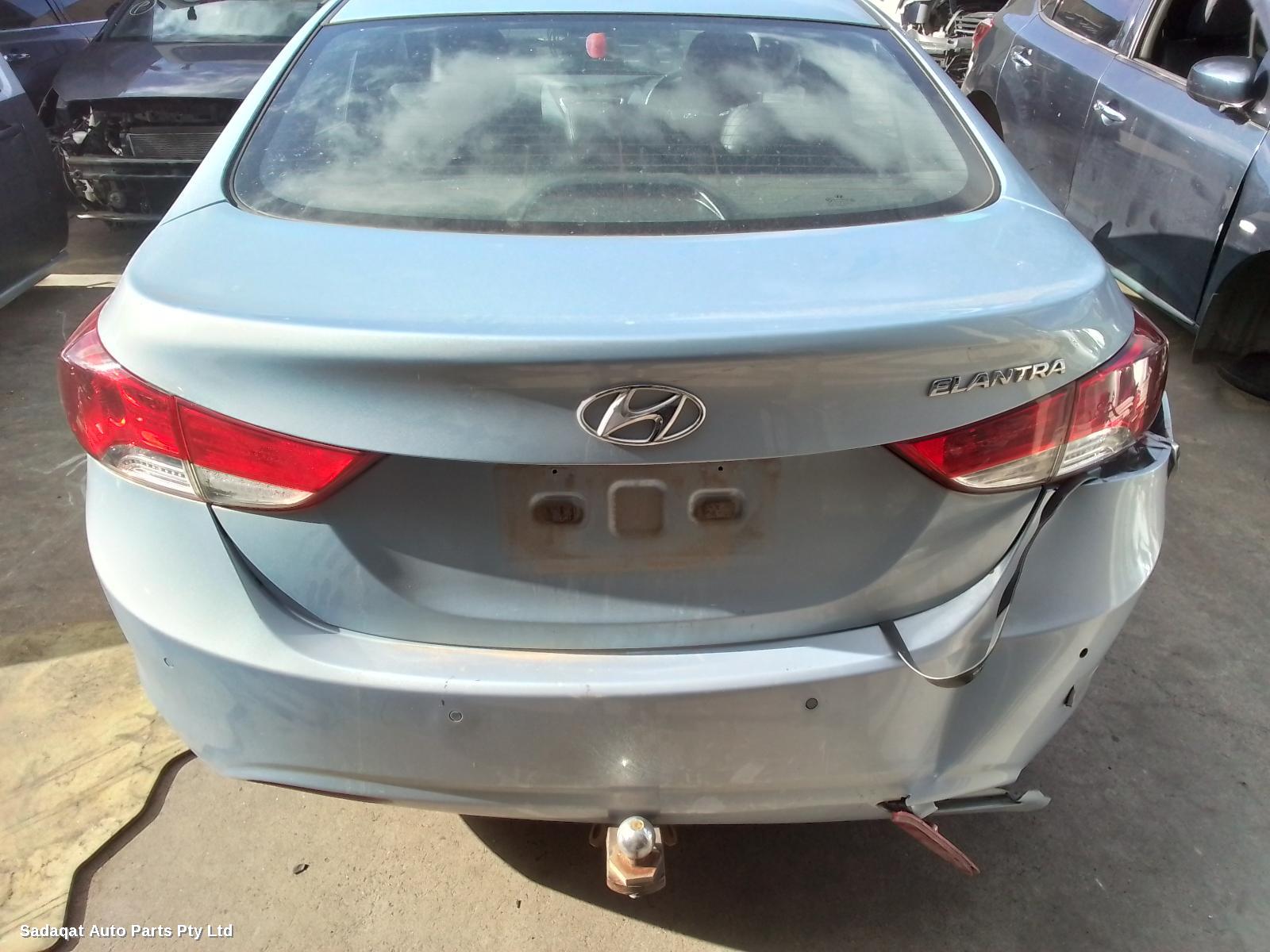 Hyundai Elantra Rear Garnish
