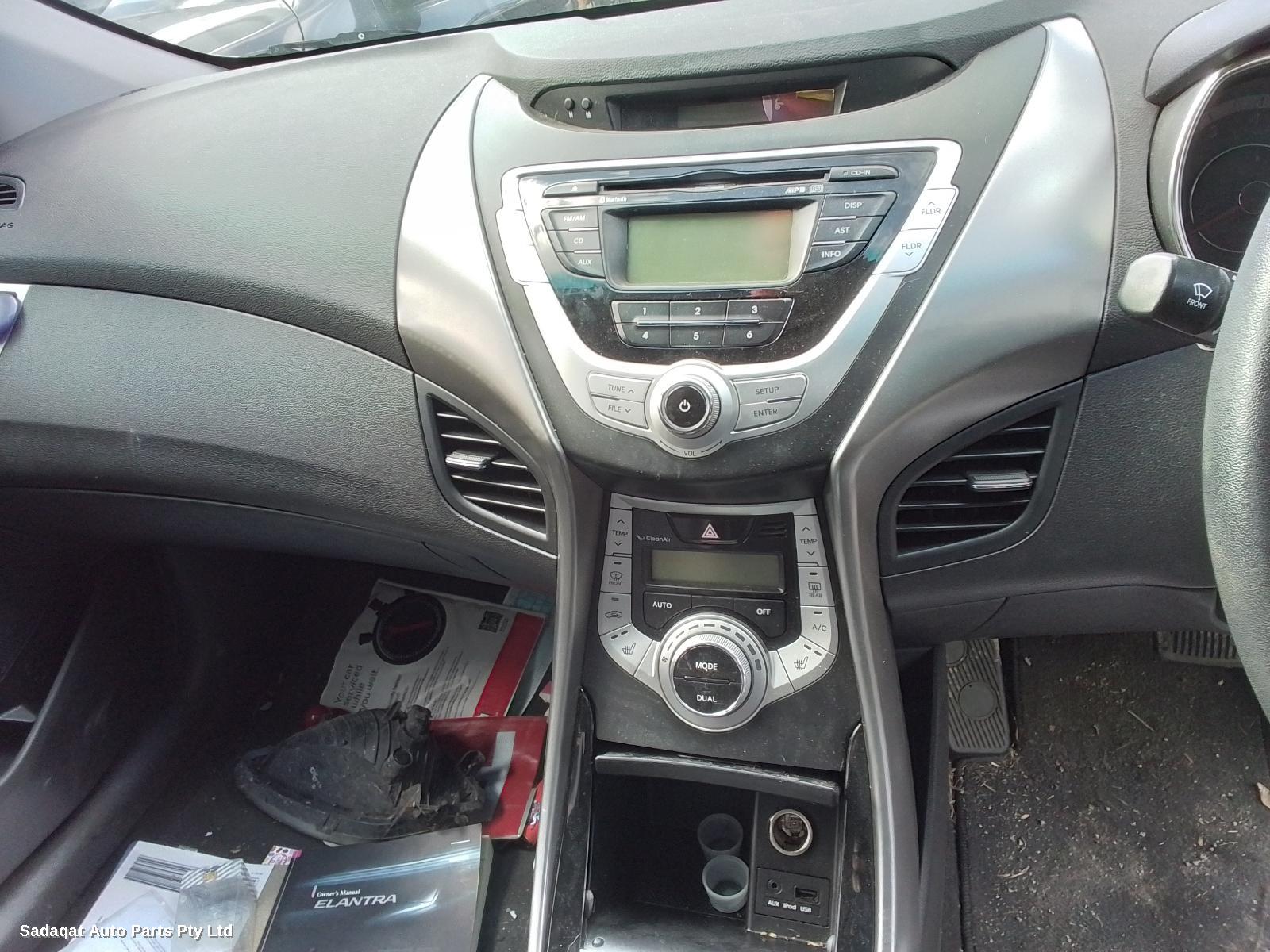 Hyundai Elantra Rear Garnish