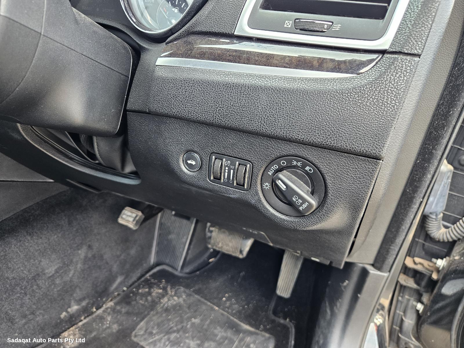 Chrysler 300c Airbag Module/sensor