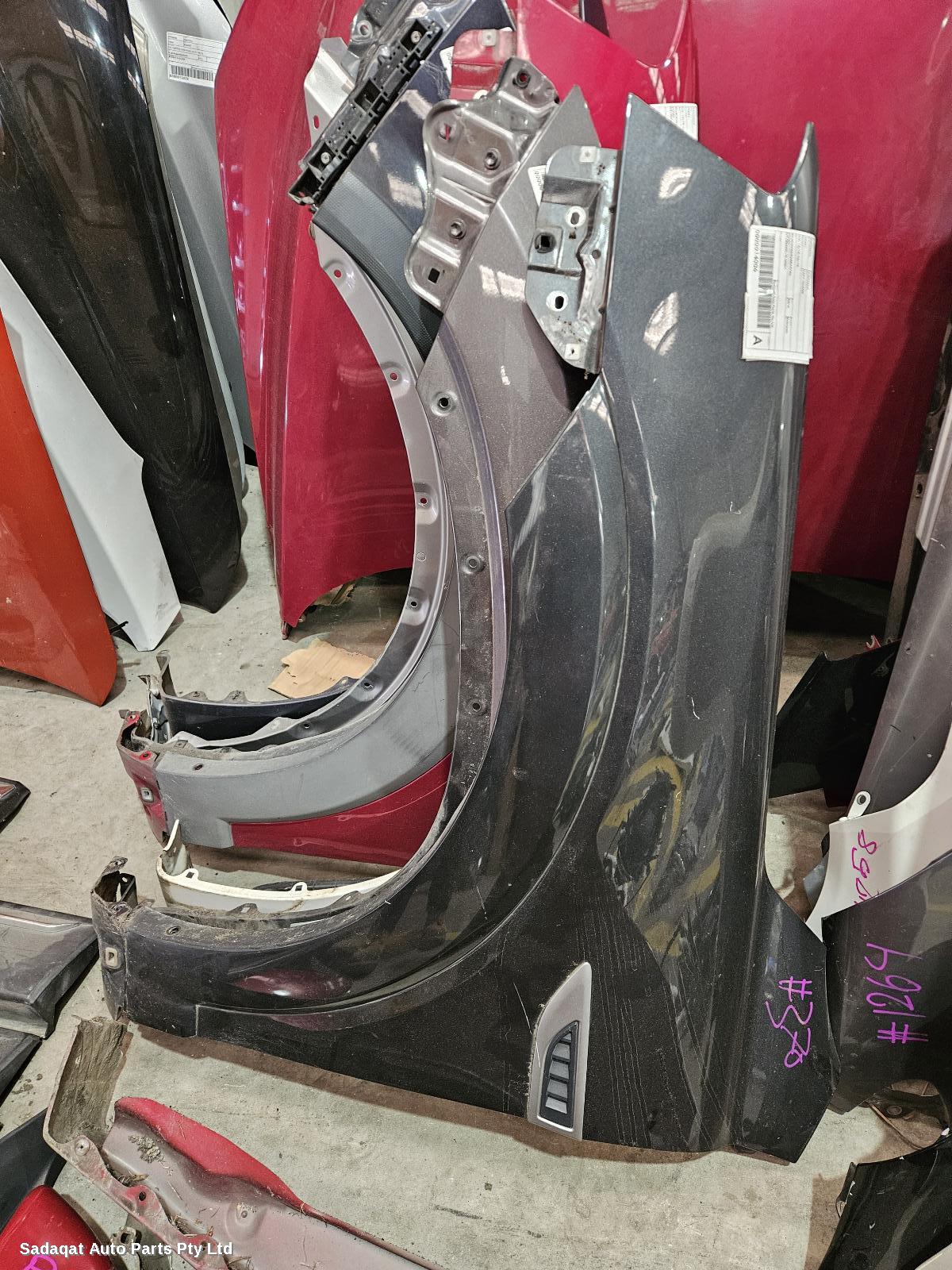 Holden Captiva Left Guard