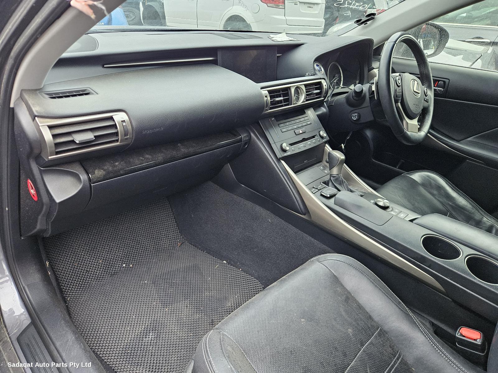 Lexus Is Series Front Seat