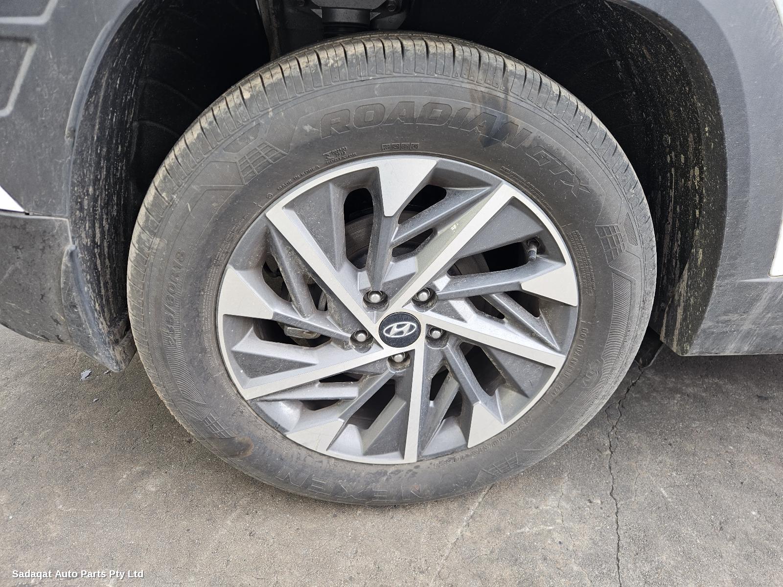 Hyundai Tucson Courtesy Light