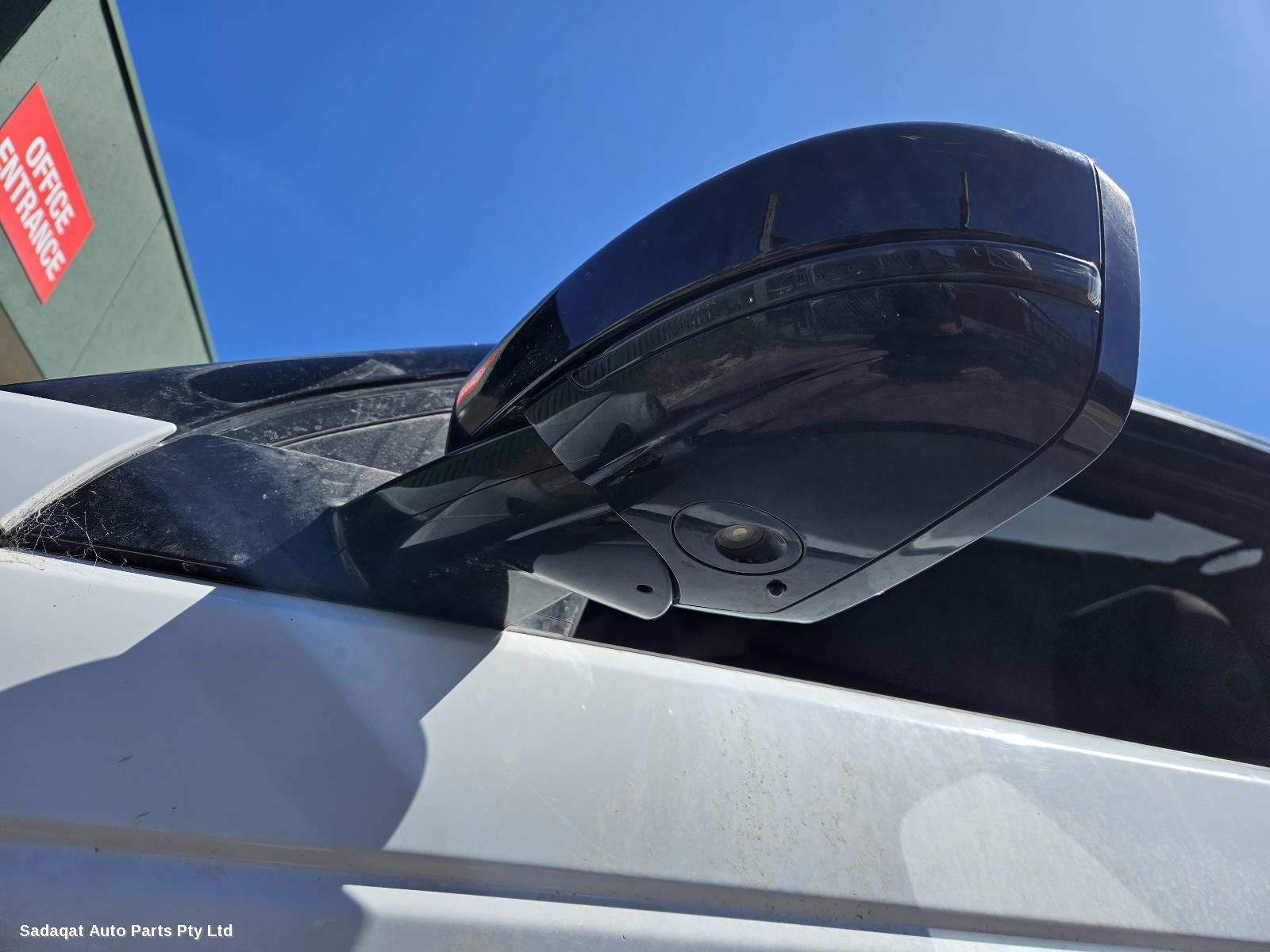 Land Rover Discovery Sport Left Door Mirror