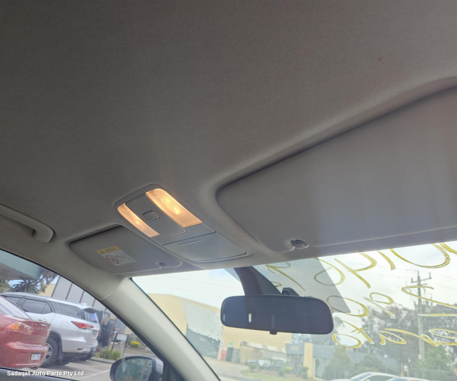 Kia Cerato Seatbelt/stalk