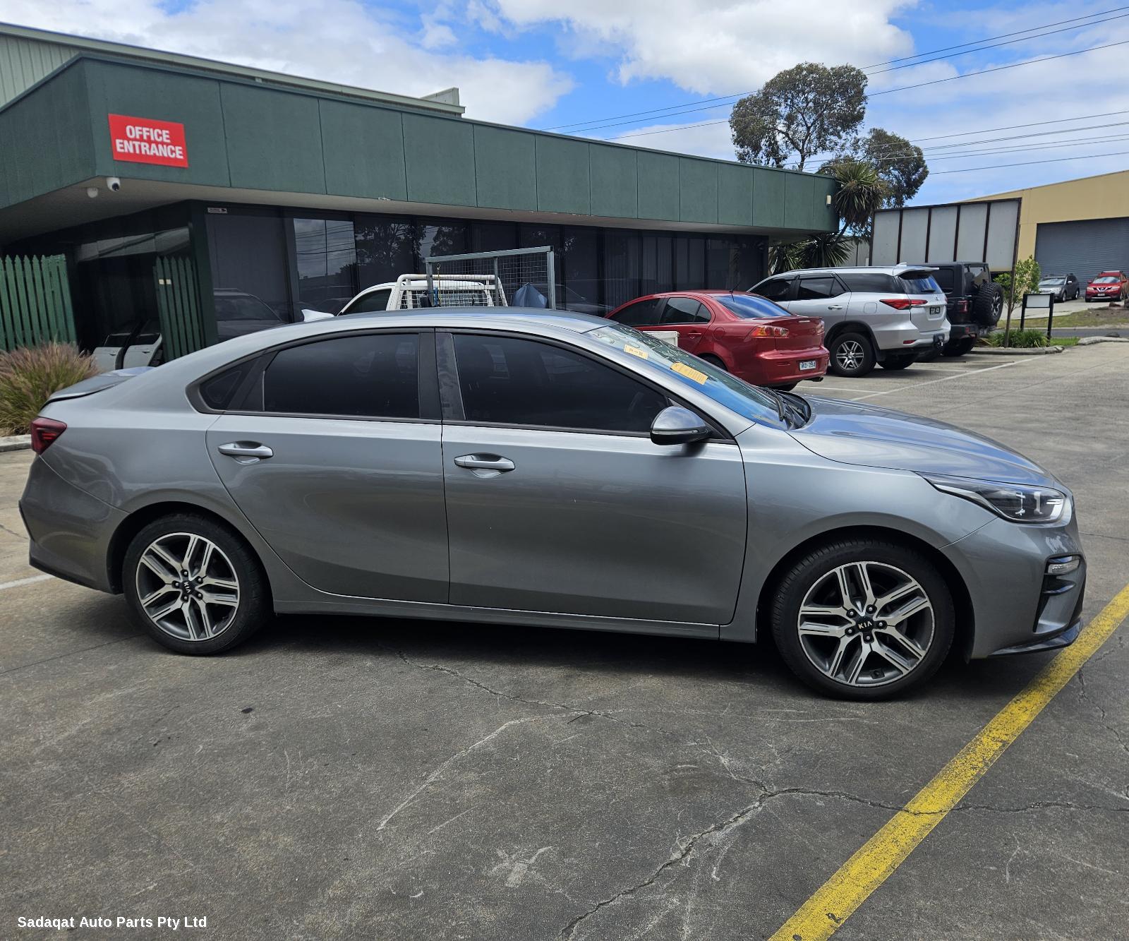 Kia Cerato Seatbelt/stalk