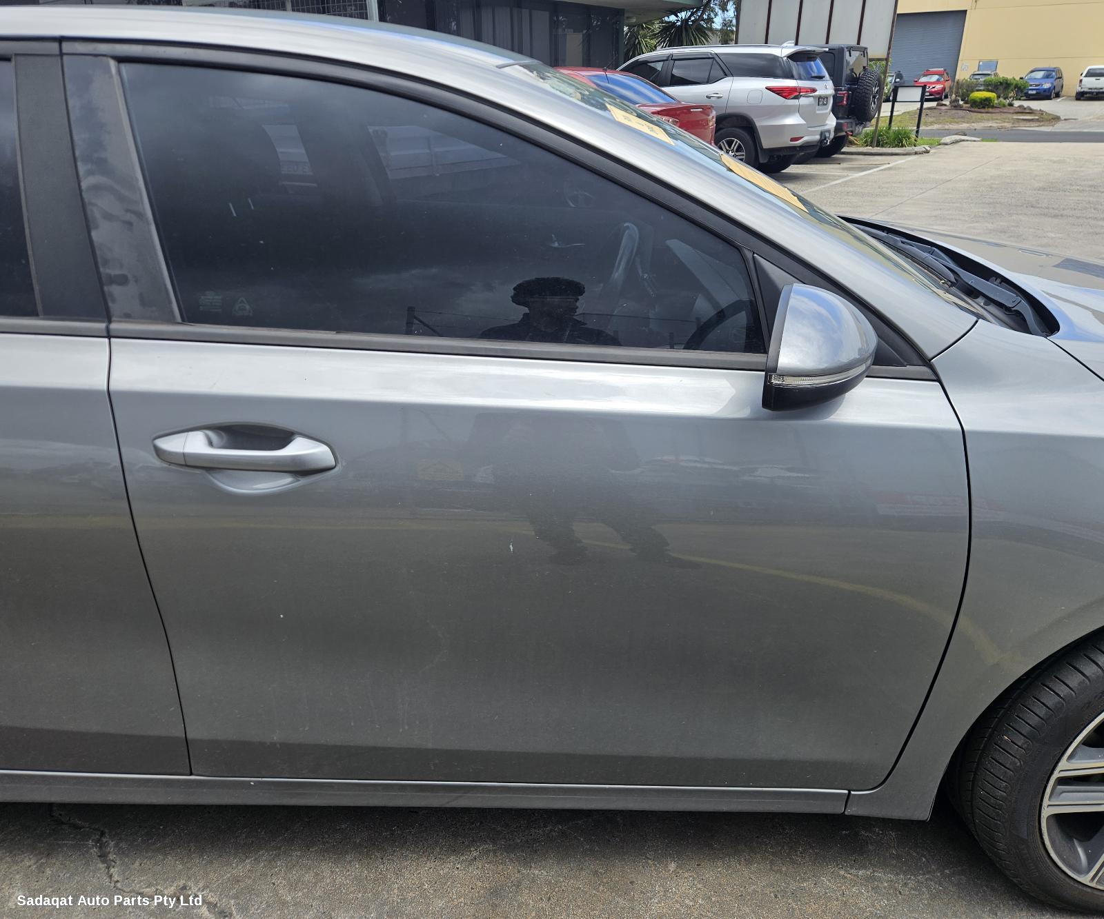 Kia Cerato Seatbelt/stalk