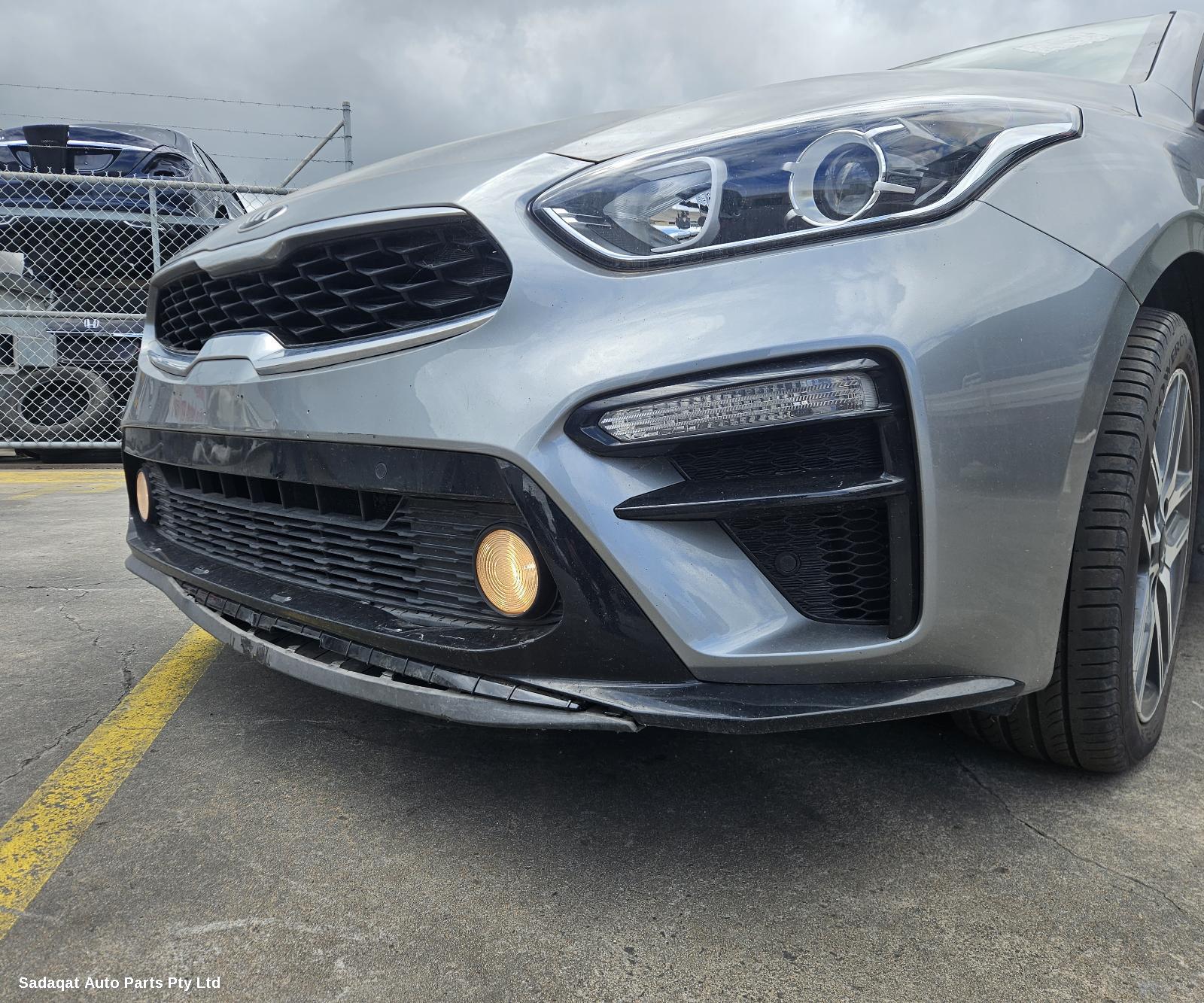 Kia Cerato Seatbelt/stalk