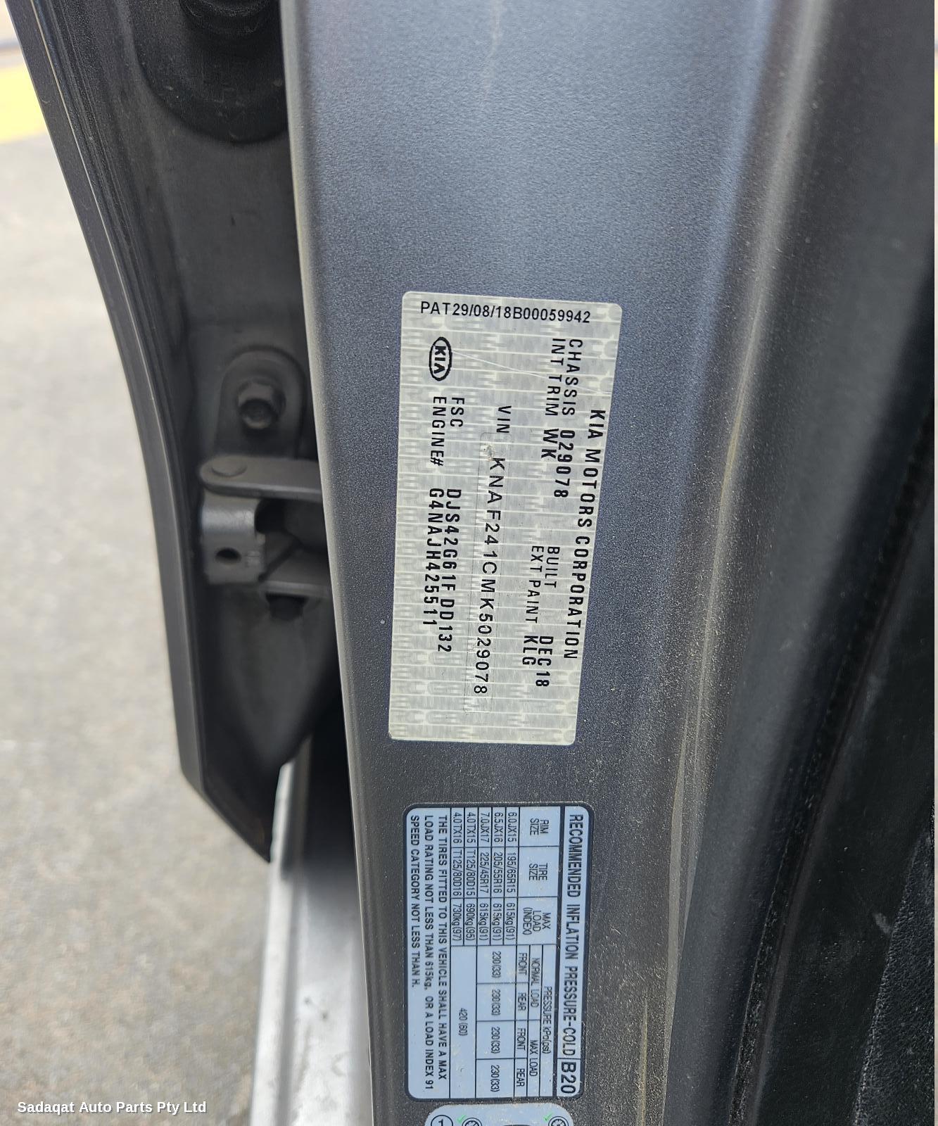 Kia Cerato Seatbelt/stalk