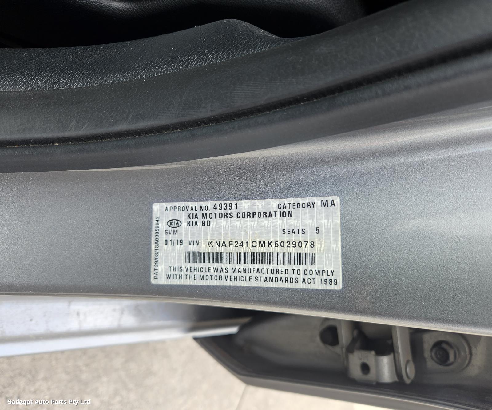 Kia Cerato Seatbelt/stalk