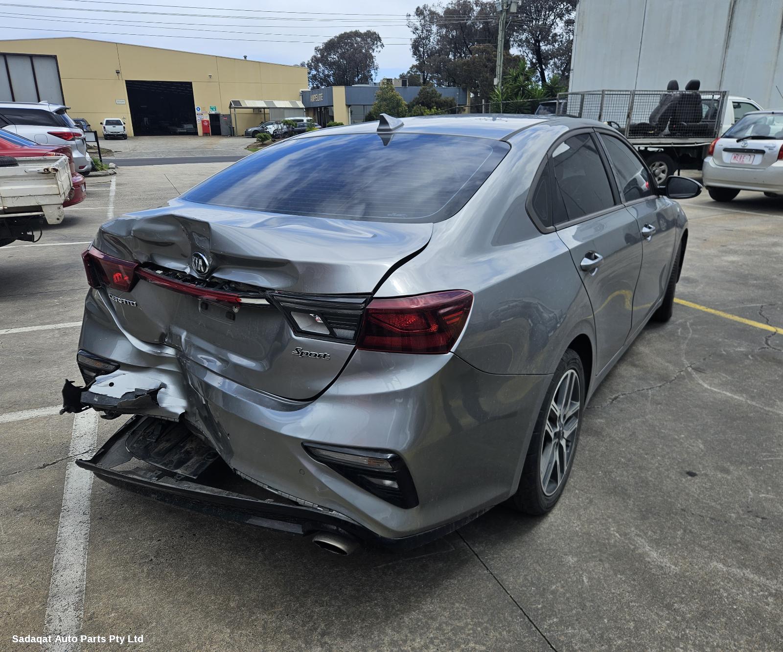 Kia Cerato Seatbelt/stalk