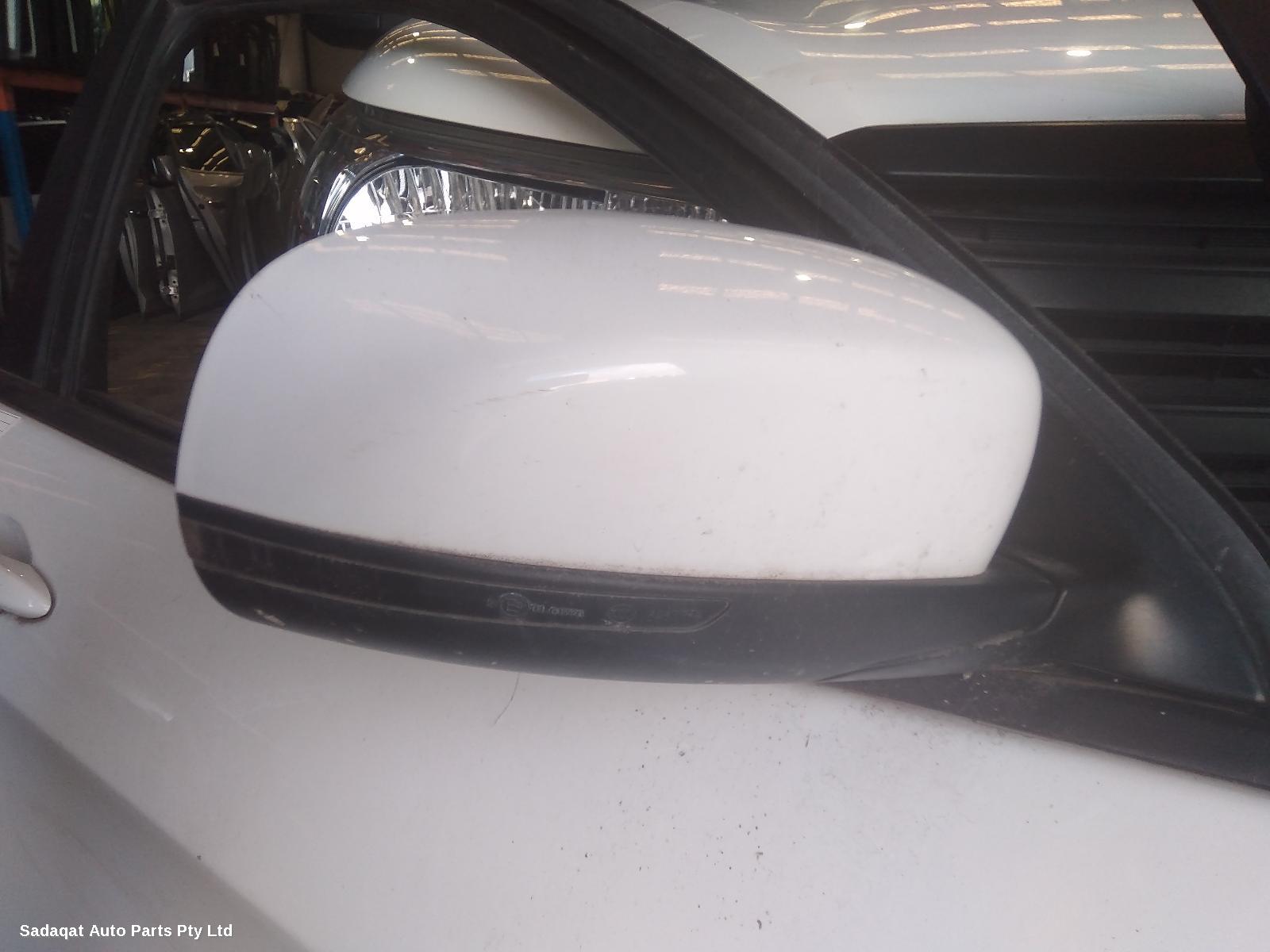 Jeep Cherokee Right Door Mirror