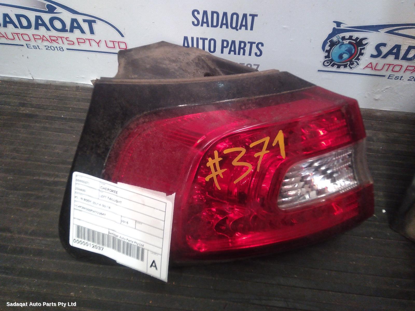 Jeep Cherokee Left Taillight