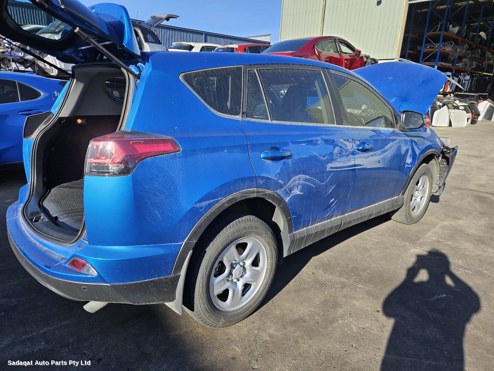 Toyota Rav4 Seatbelt/stalk