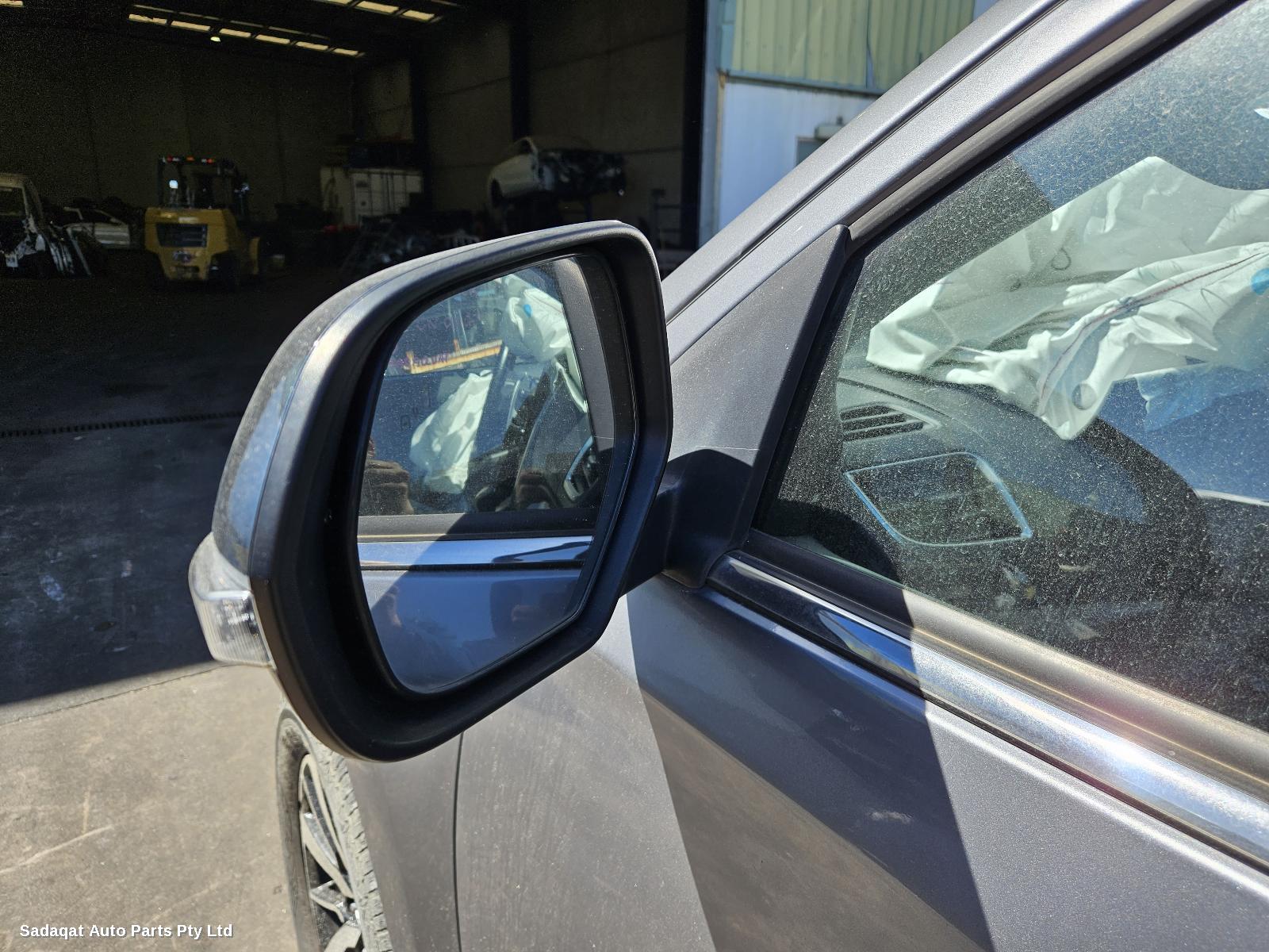 Mitsubishi Pajero Right Door Mirror
