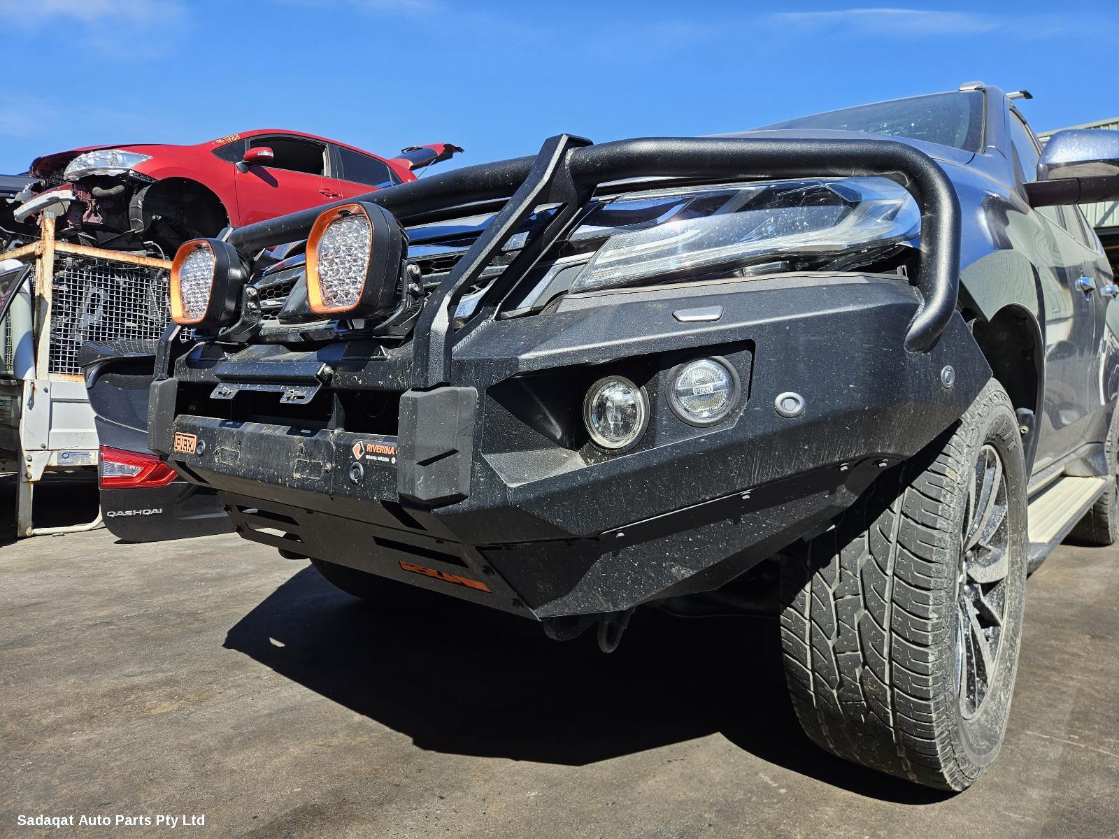 Mitsubishi Pajero Right Door Mirror