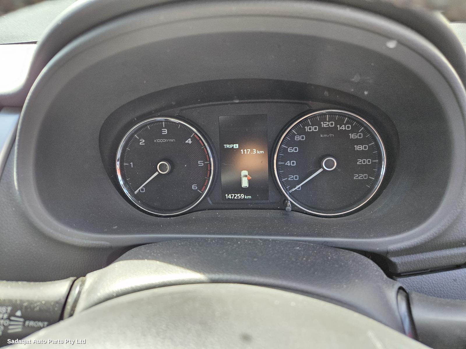 Mitsubishi Pajero Right Door Mirror