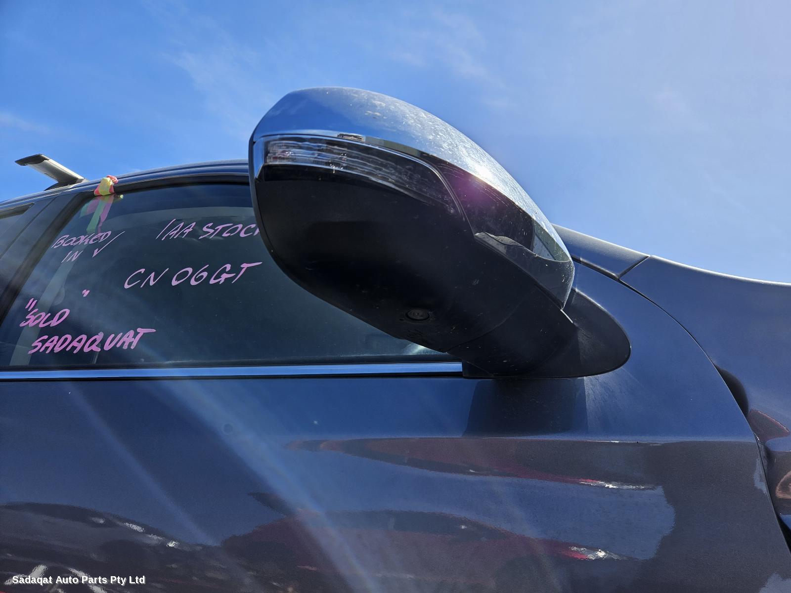 Mitsubishi Pajero Right Door Mirror