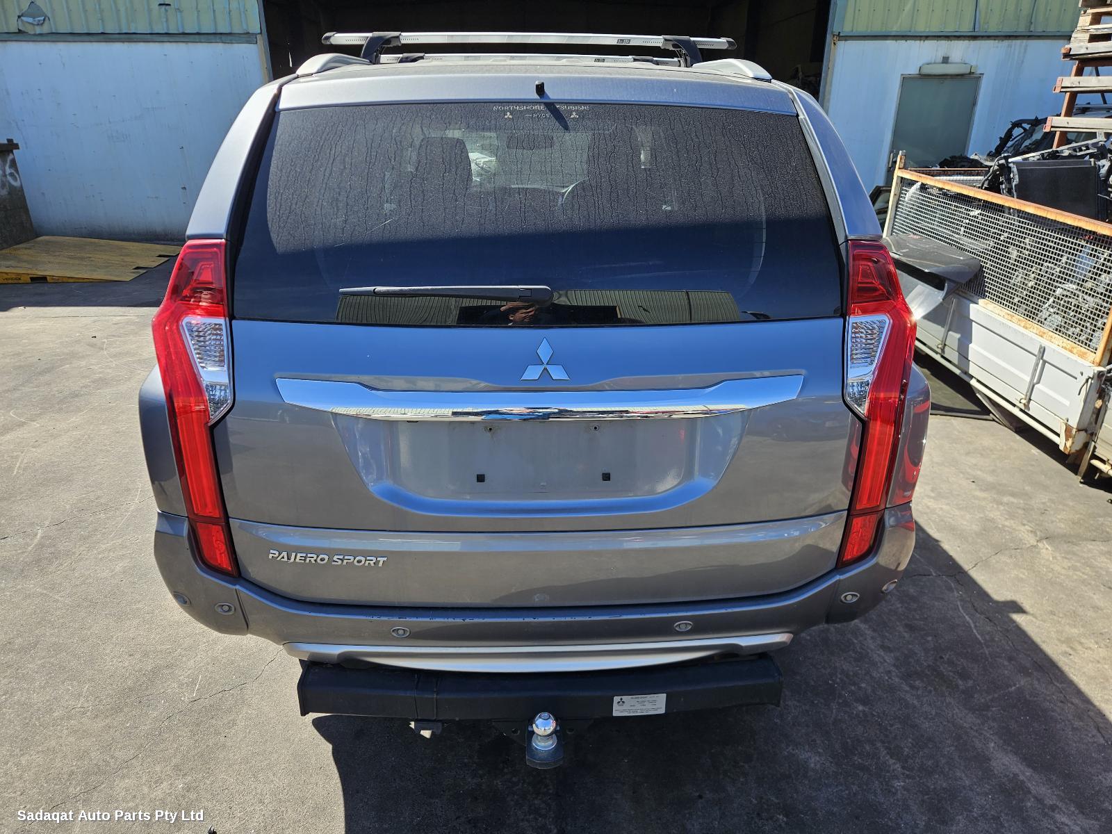 Mitsubishi Pajero Right Door Mirror