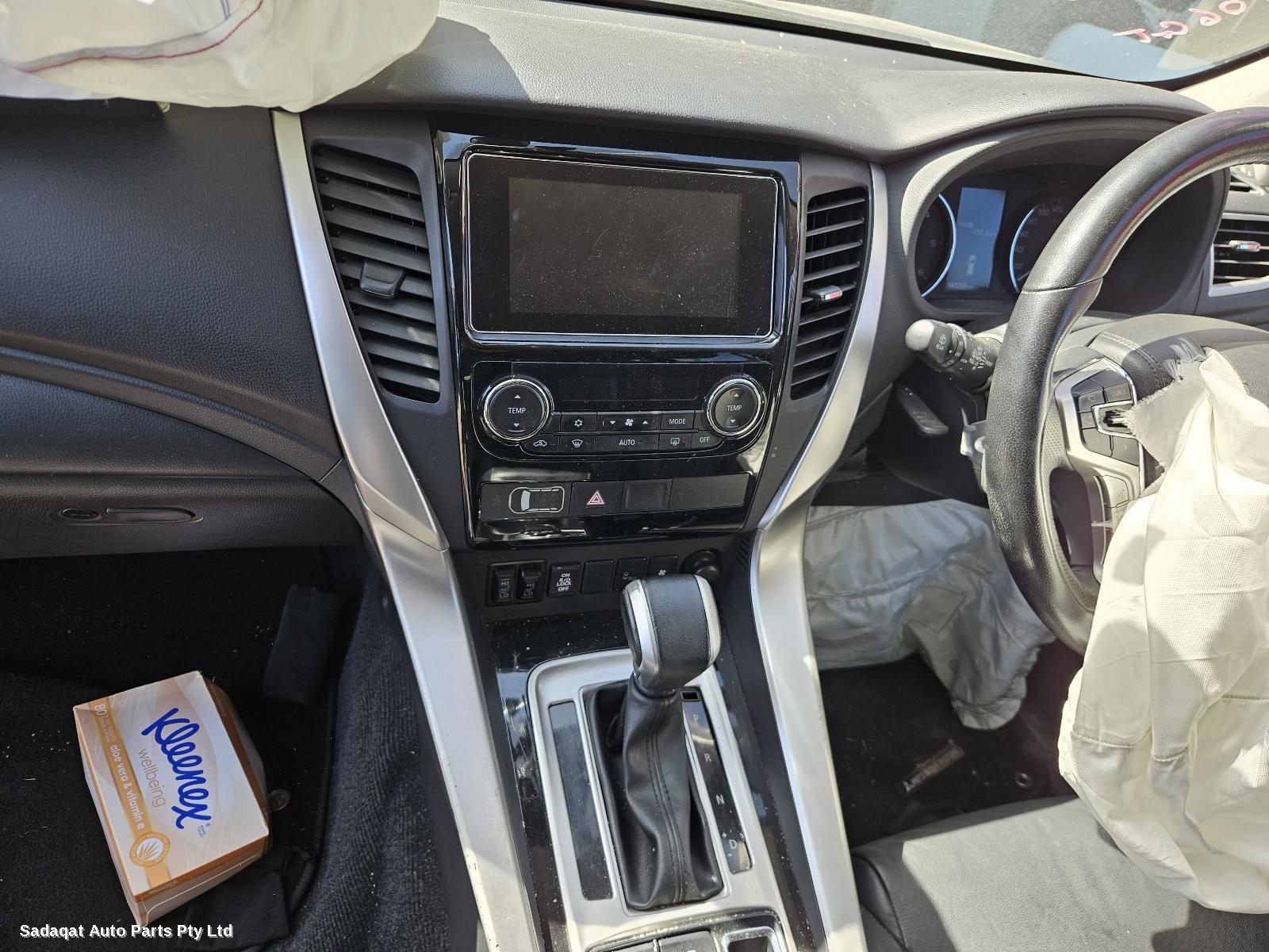 Mitsubishi Pajero Right Door Mirror