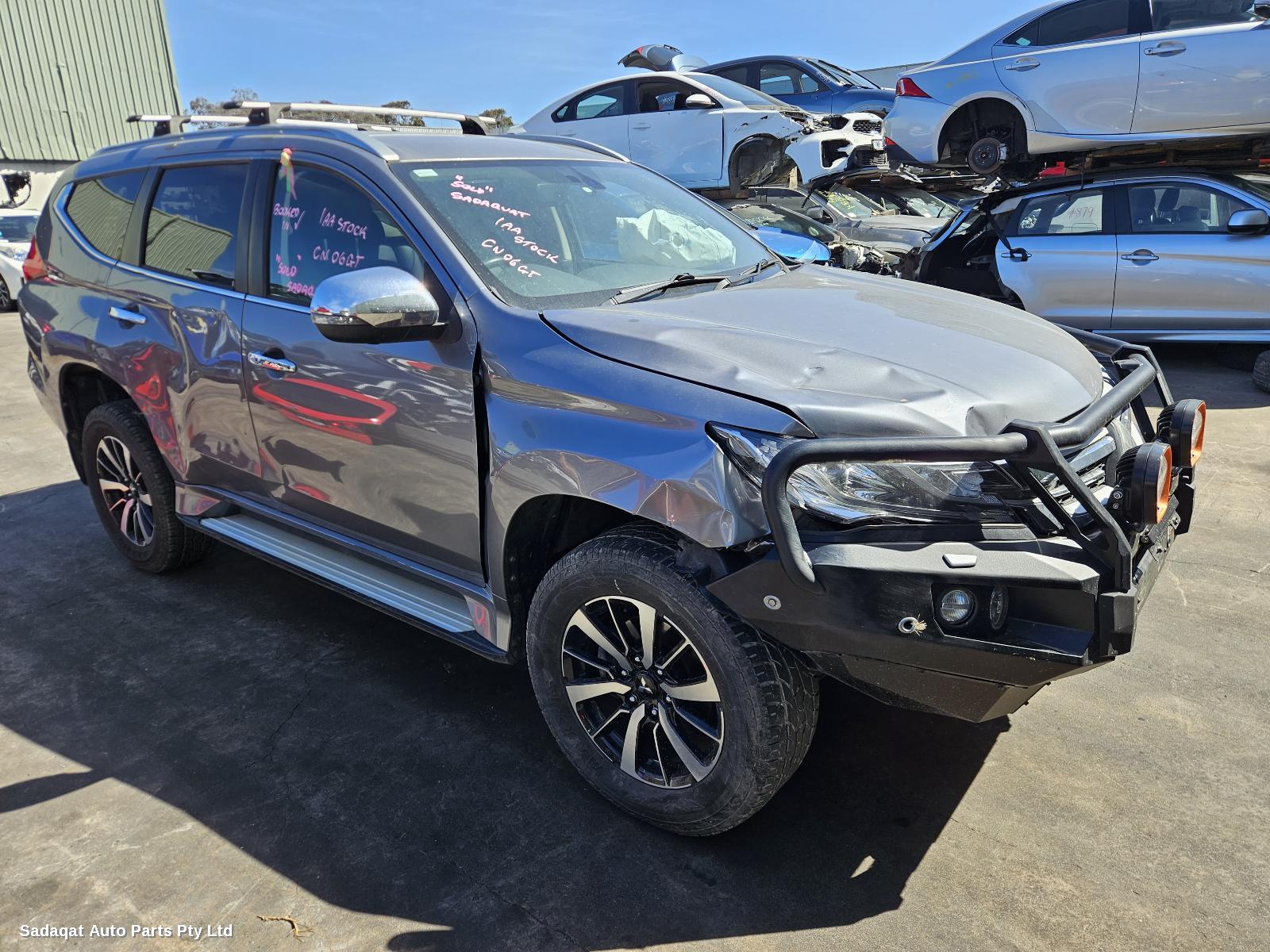 Mitsubishi Pajero Right Door Mirror
