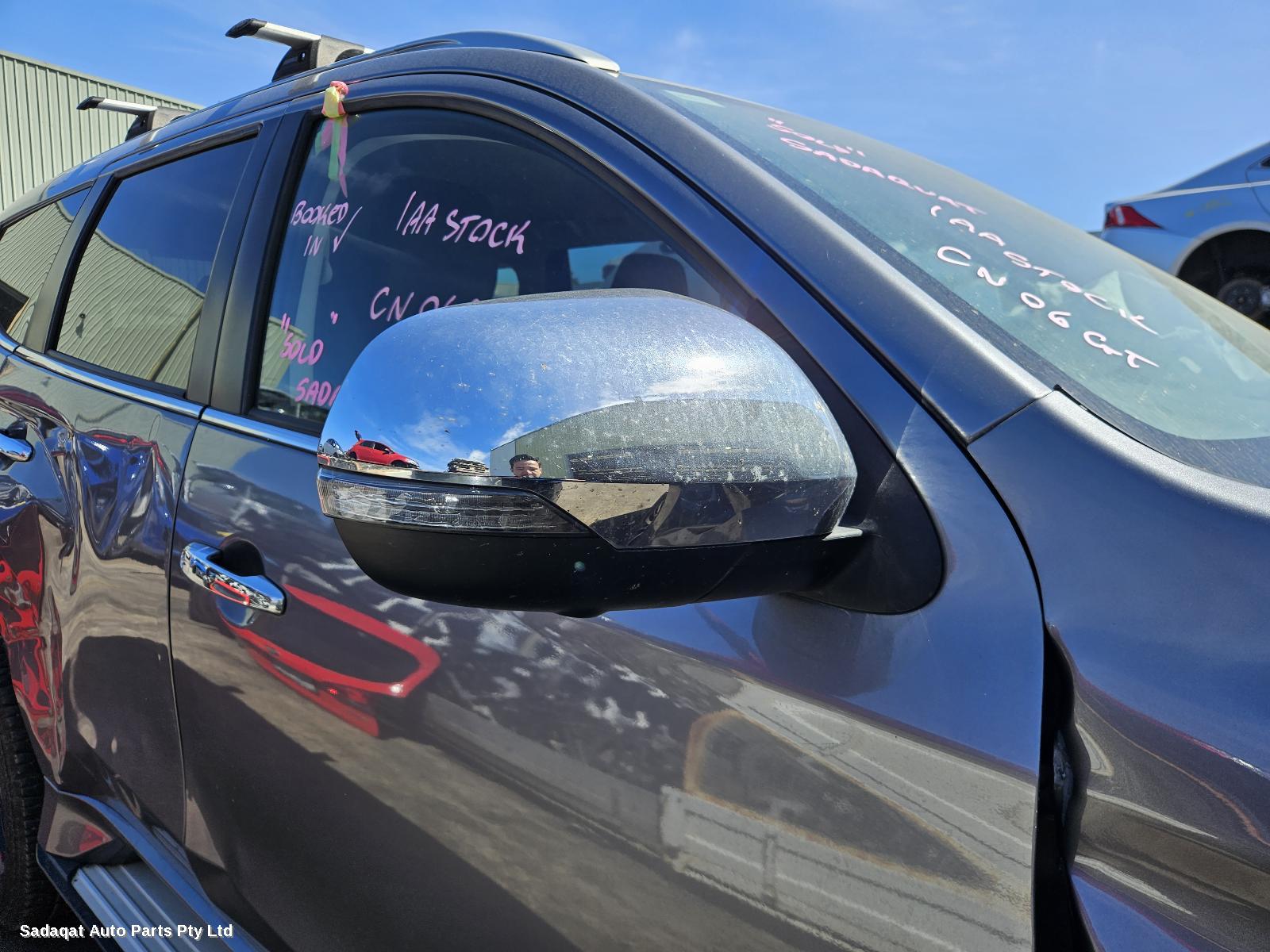 Mitsubishi Pajero Right Door Mirror