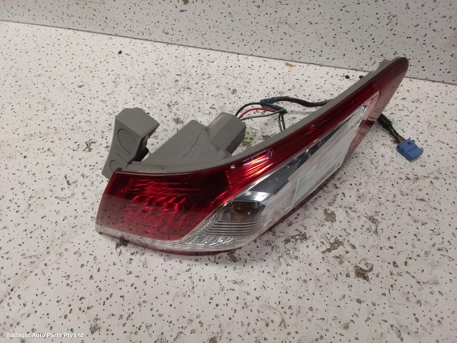 Honda Odyssey Right Taillight