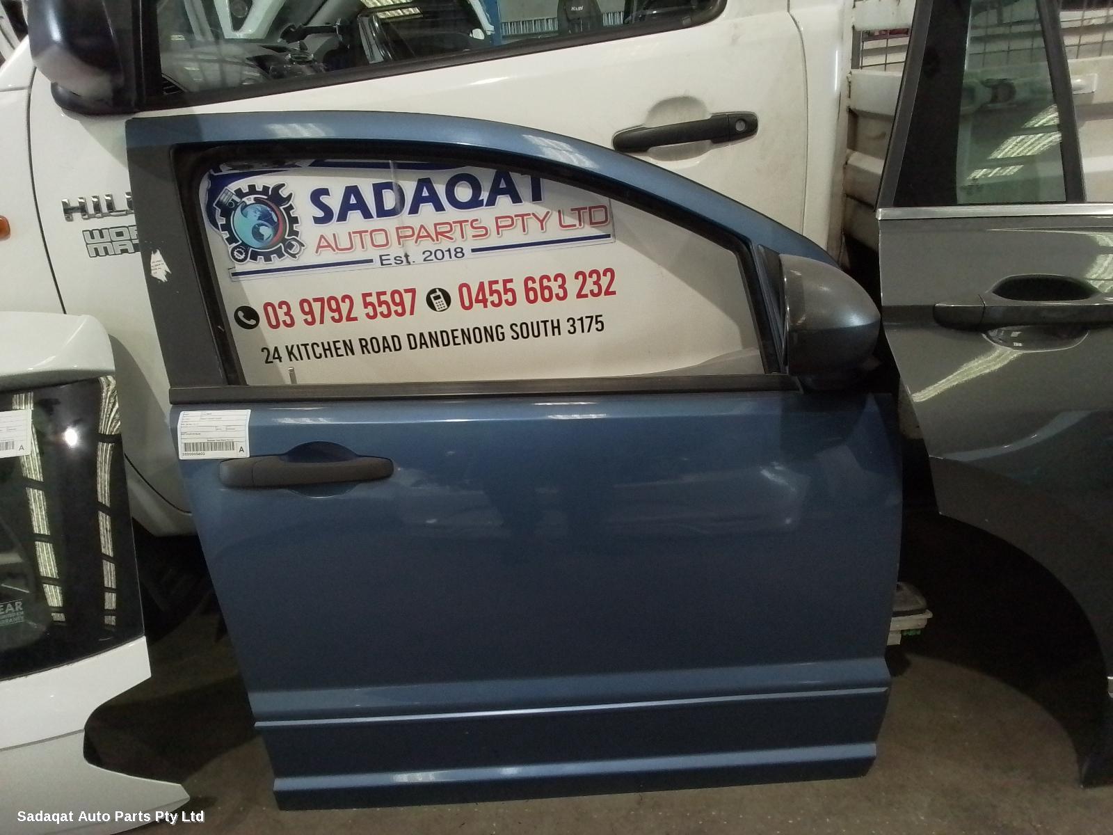 Dodge Caliber Right Front Door