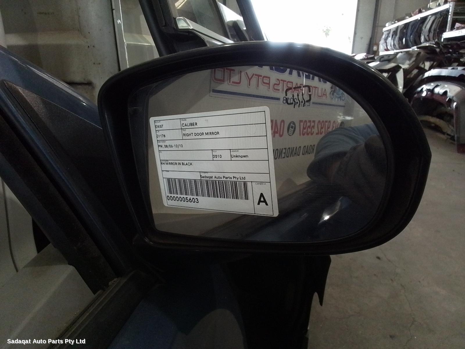 Dodge Caliber Right Door Mirror