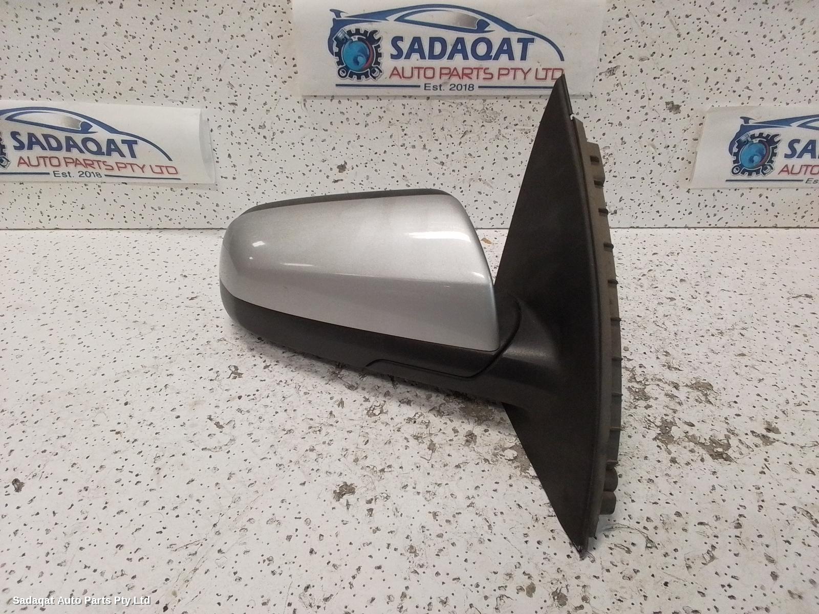 Holden Commodore Right Door Mirror