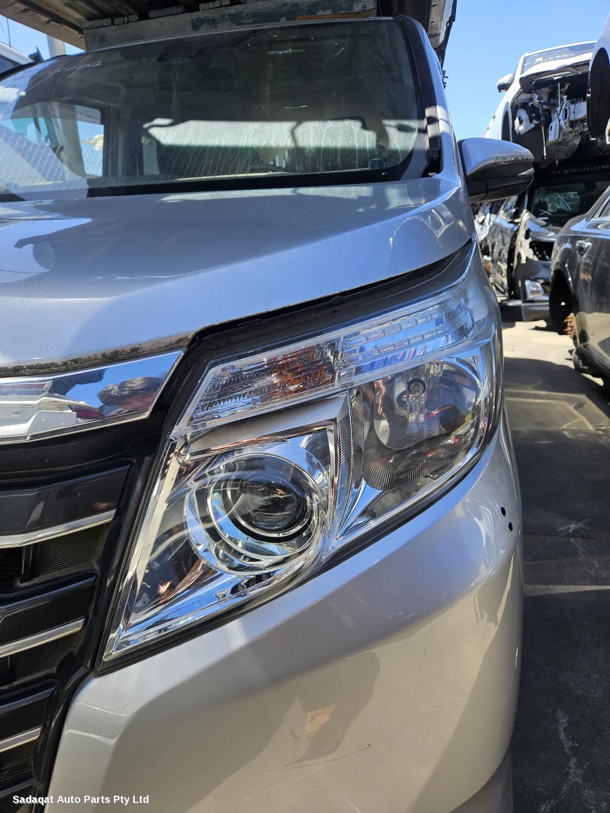 Toyota Noah (import) Right Rear Hub Assembly