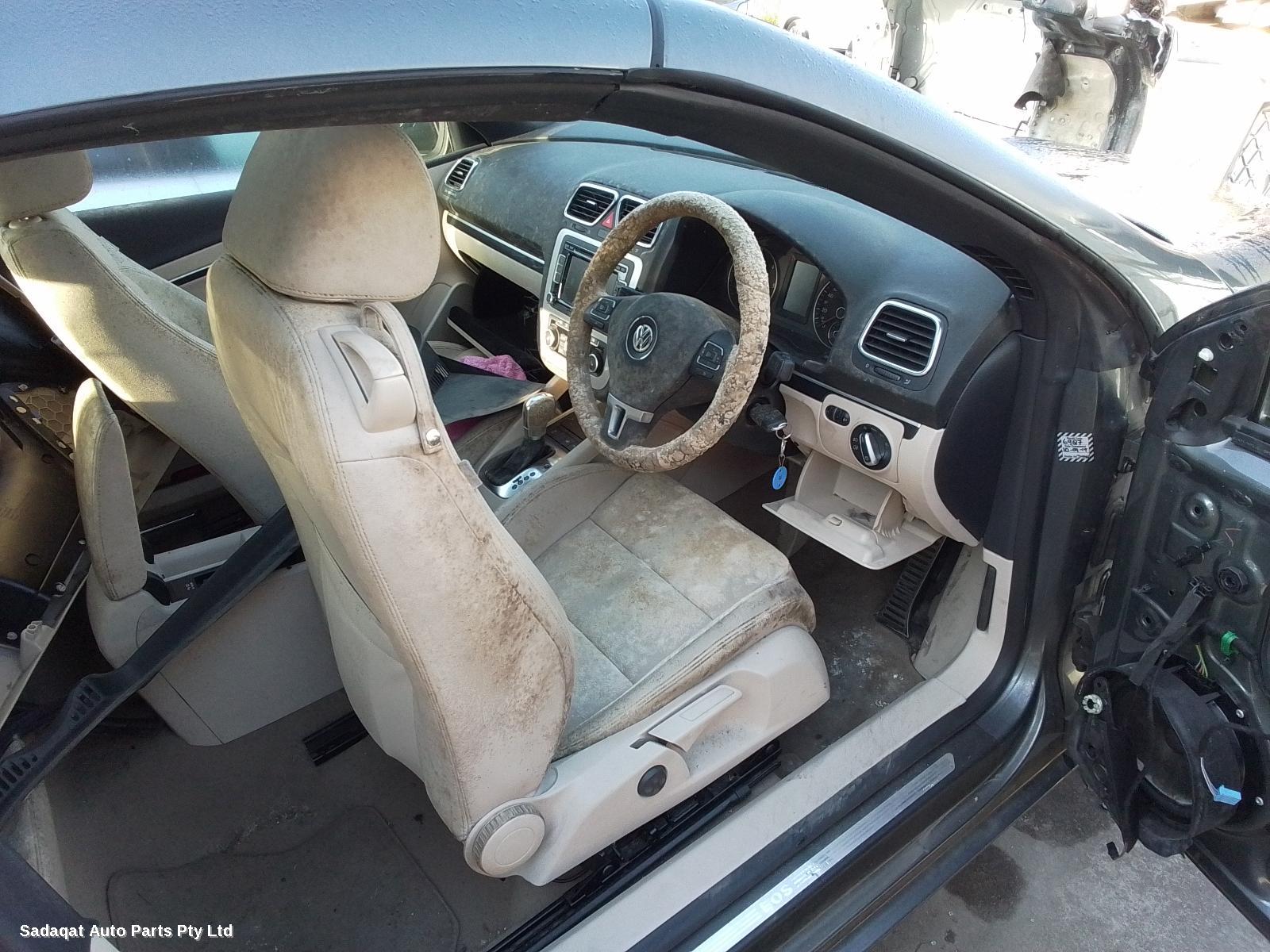 Volkswagen Eos Rear Bumper