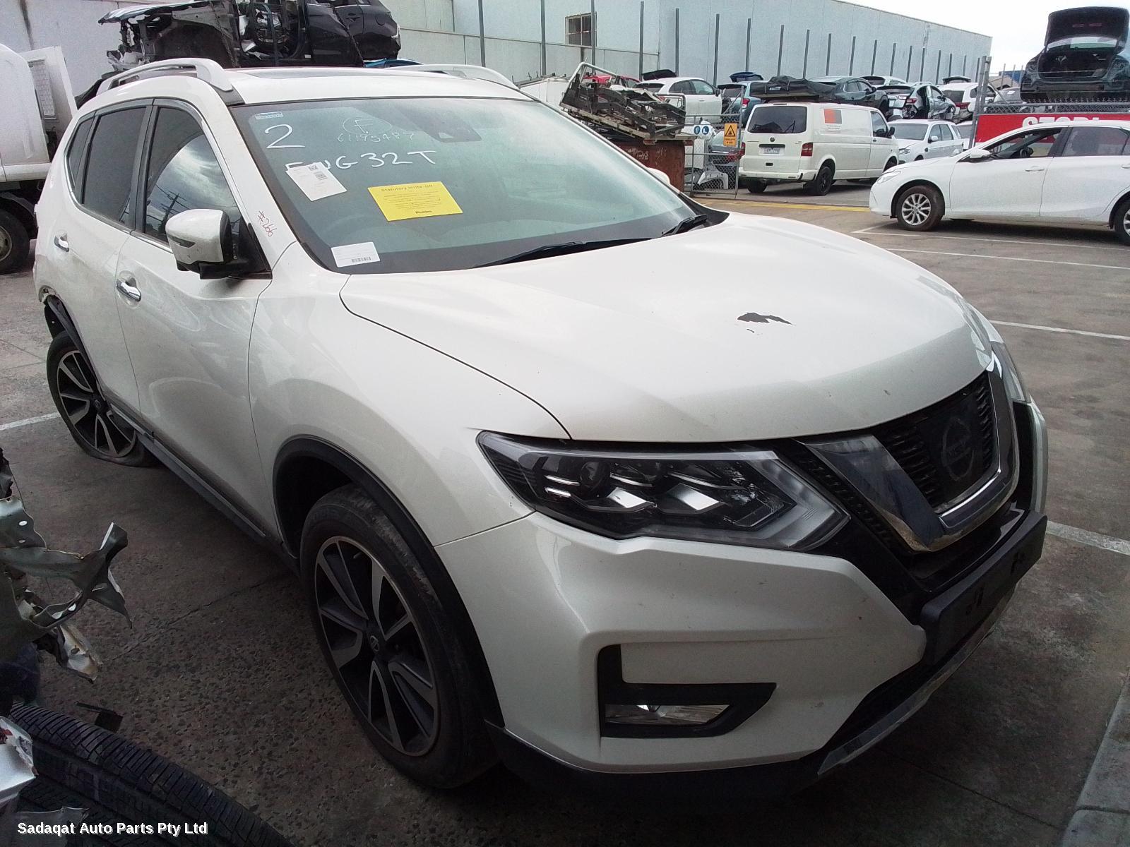 Nissan Xtrail Overflow Bottle