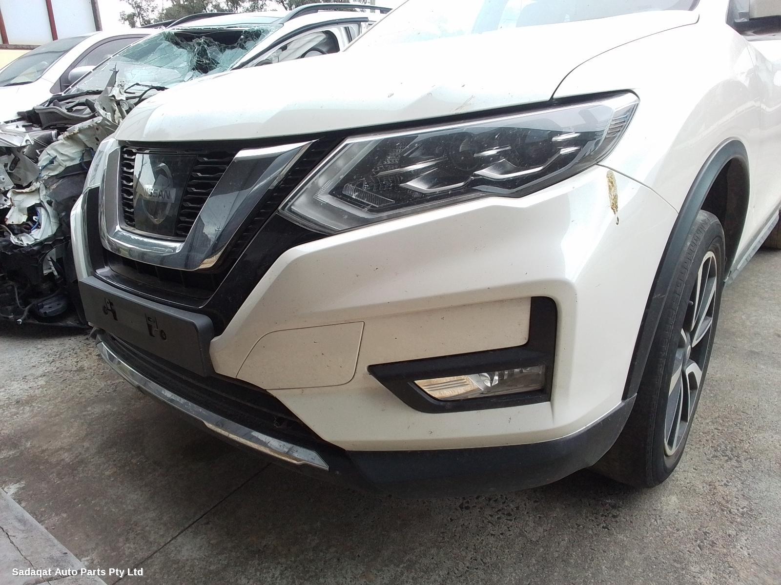 Nissan Xtrail Right Front Door