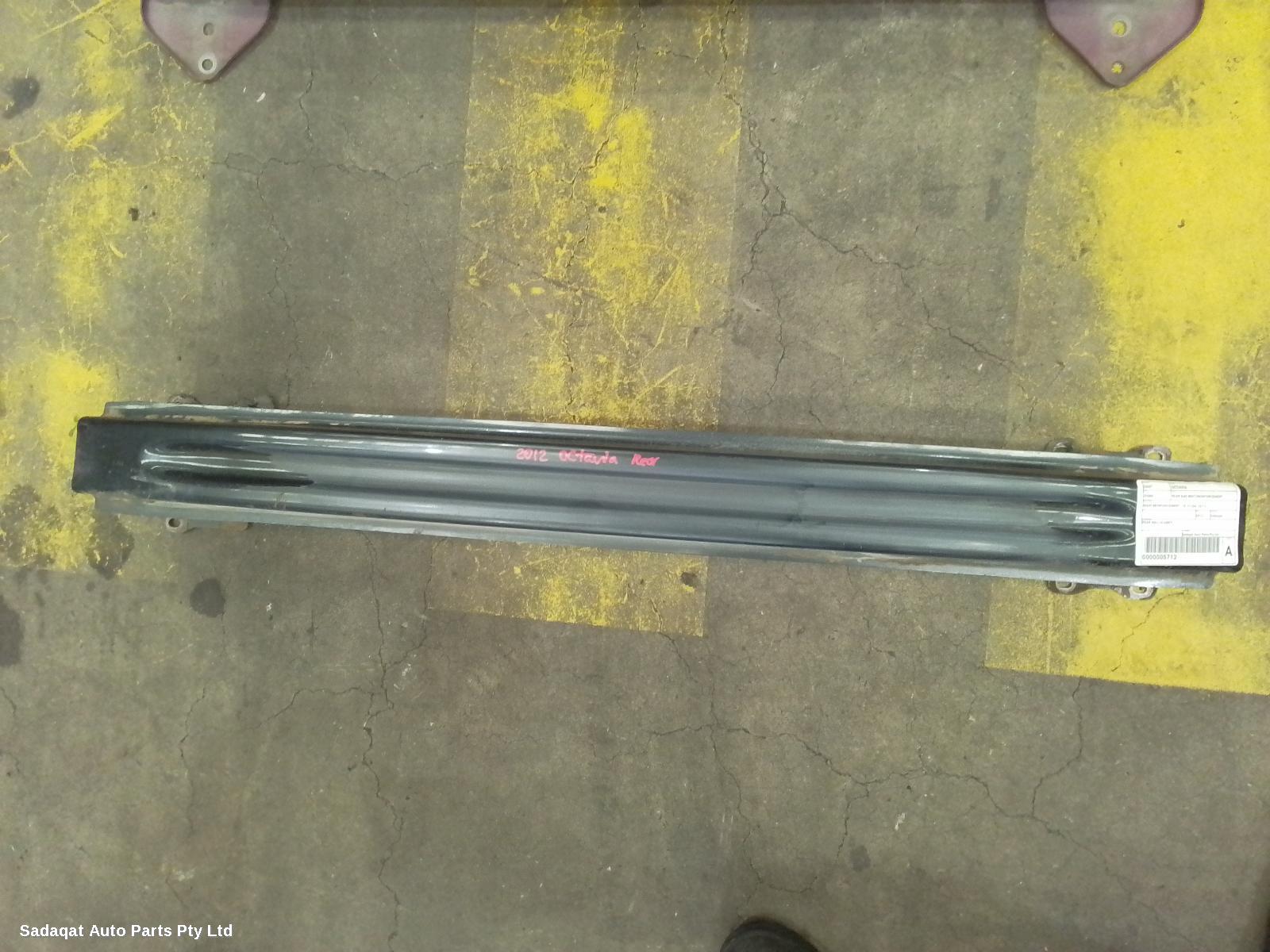 Skoda Octavia R/bar Bracket/reinfo