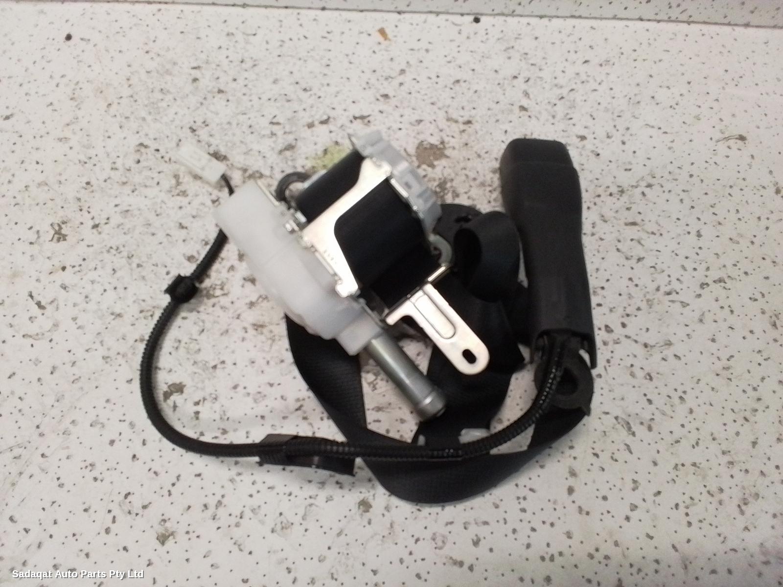 Toyota Corolla Seatbelt/stalk