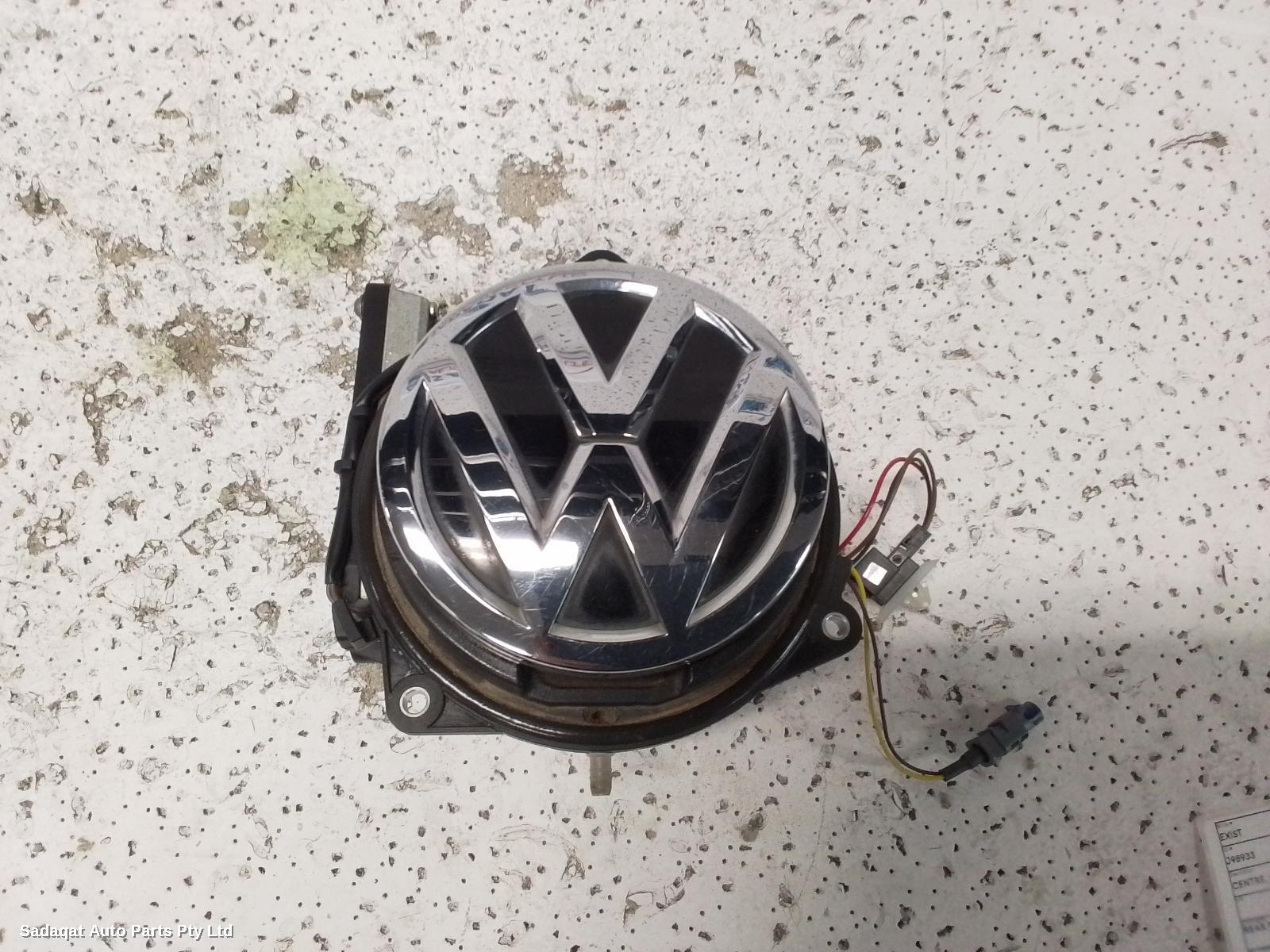 Volkswagen Golf Rear Garnish