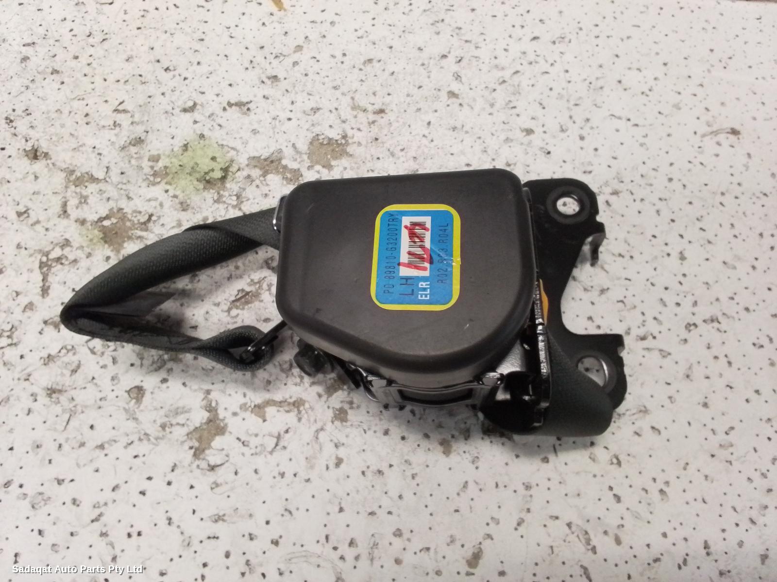 Hyundai I30 Seatbelt/stalk