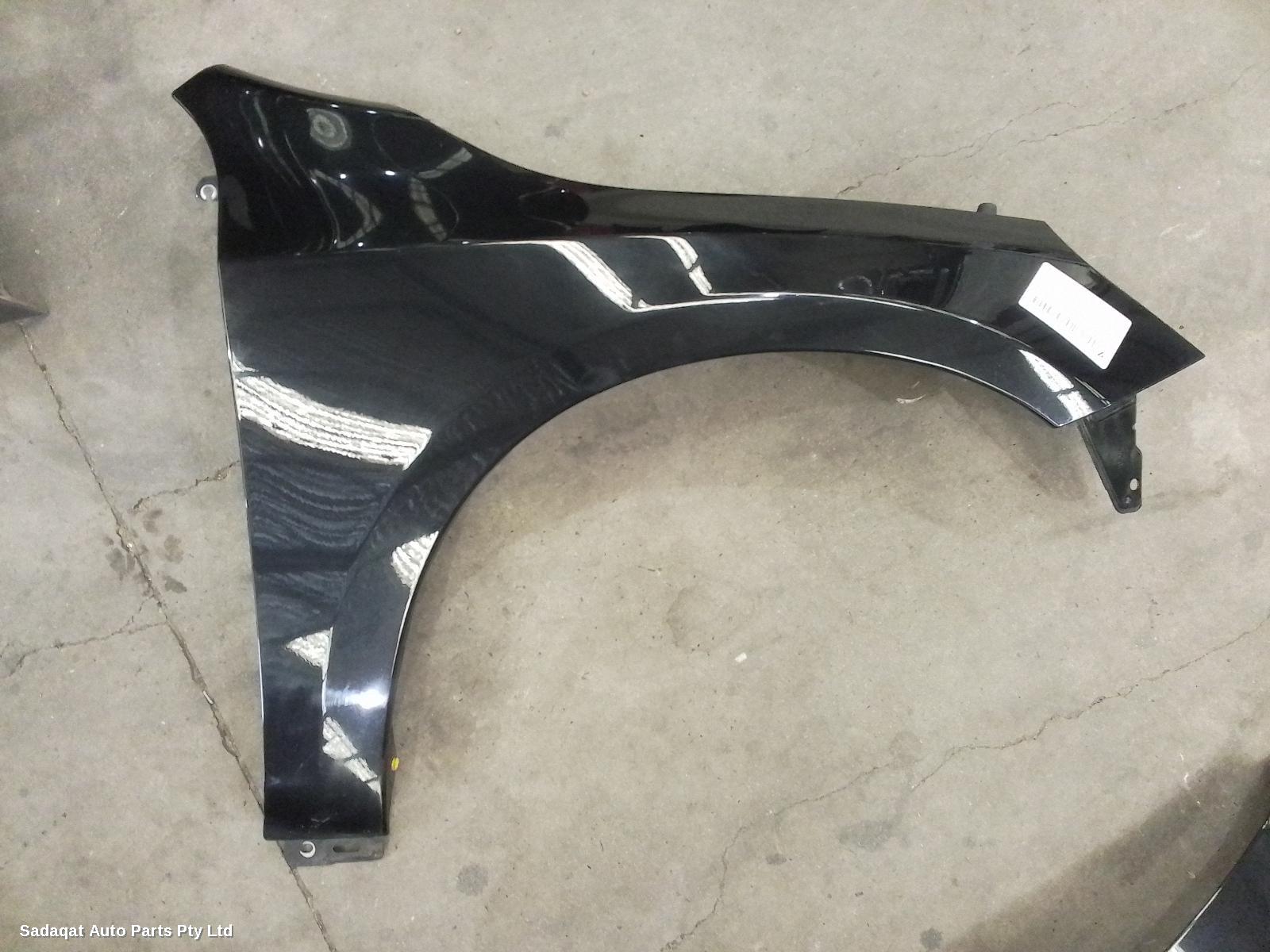 Volvo S60/v60 Right Guard
